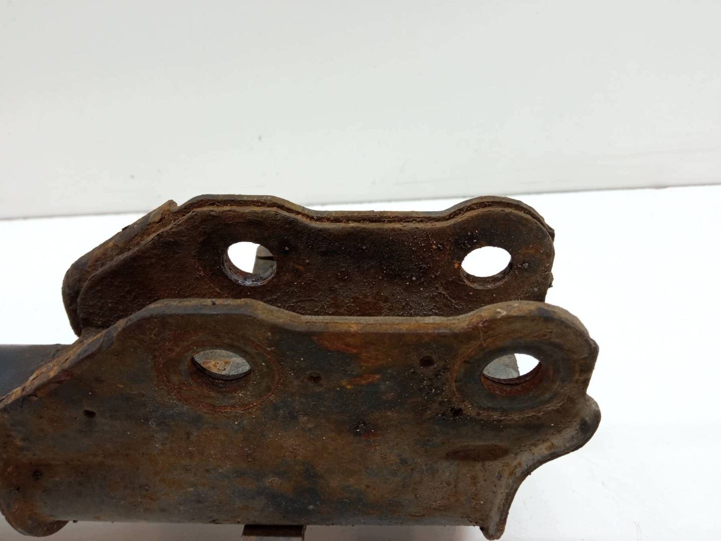 shock absorber right front 3.5 B 252 KM Mazda CX-9 and (2006- )