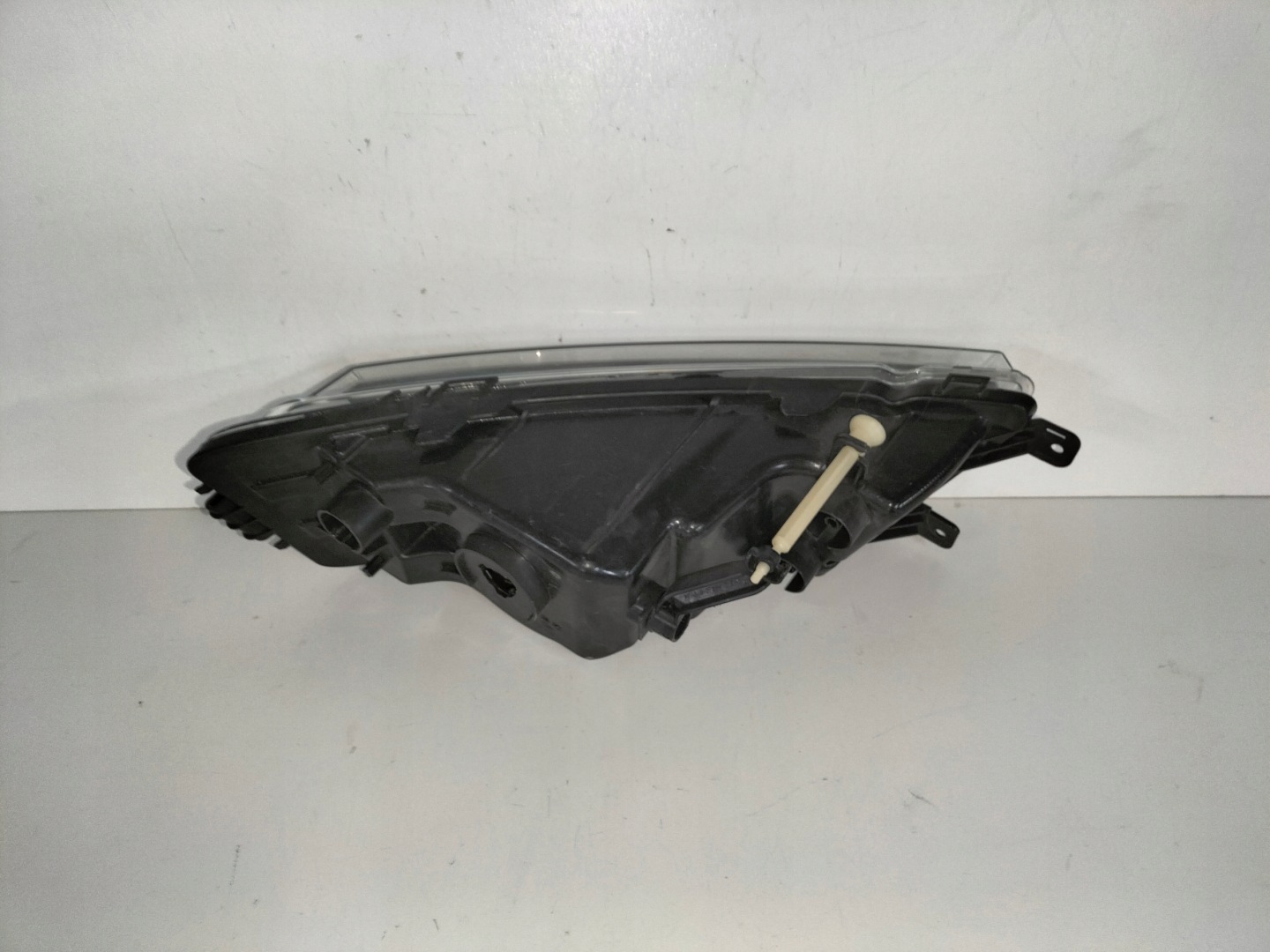 fog light light left SKODA OCTAVIA III 13-17