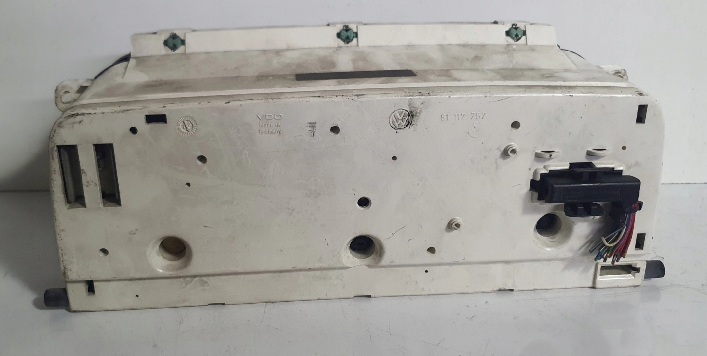VW PASSAT B3 B4 dials dials 357919033FG 357919042CJ original