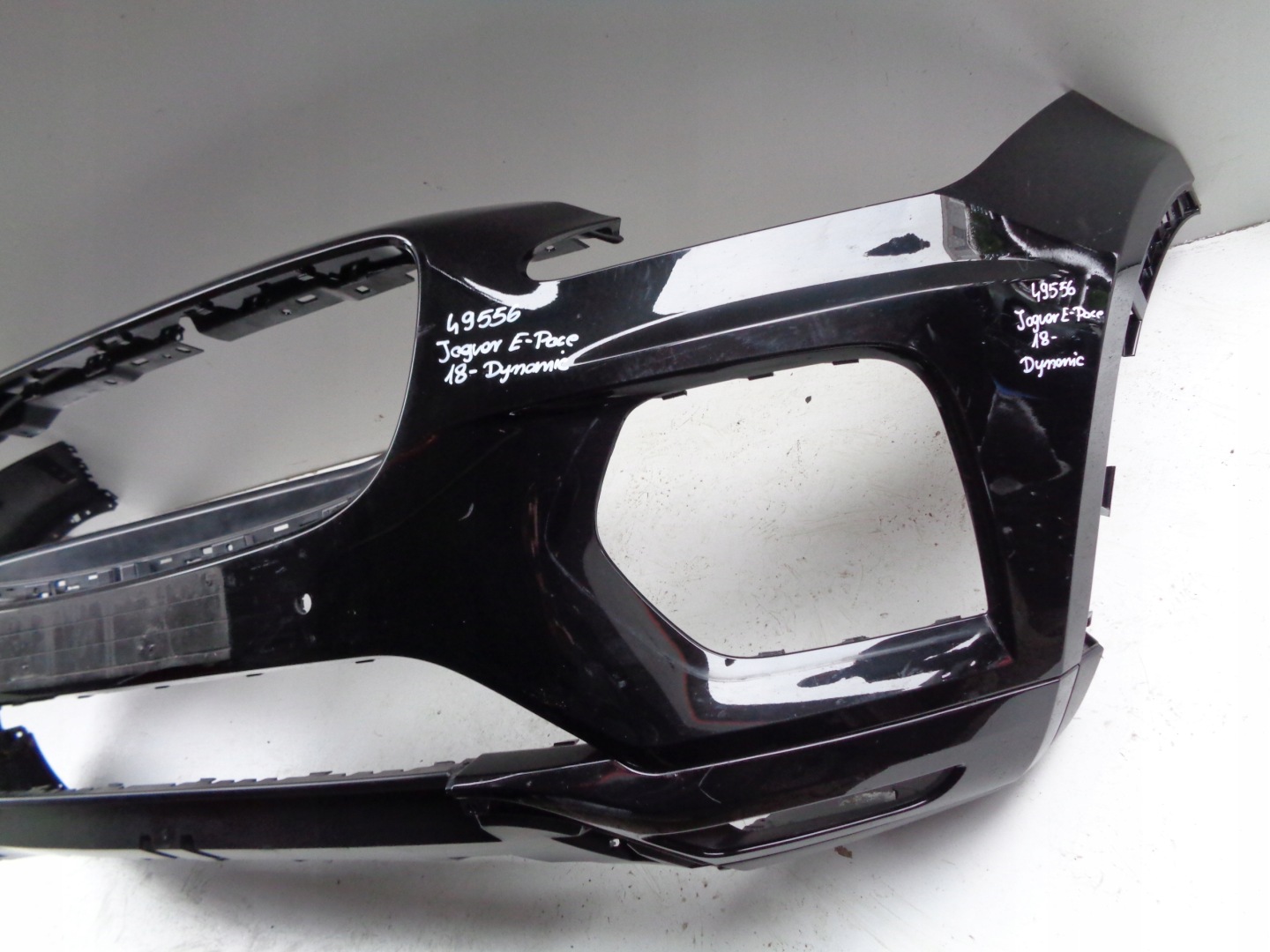 front bumper JAGUAR E-PACE 20- LIFT DYNAMIC NR 49556