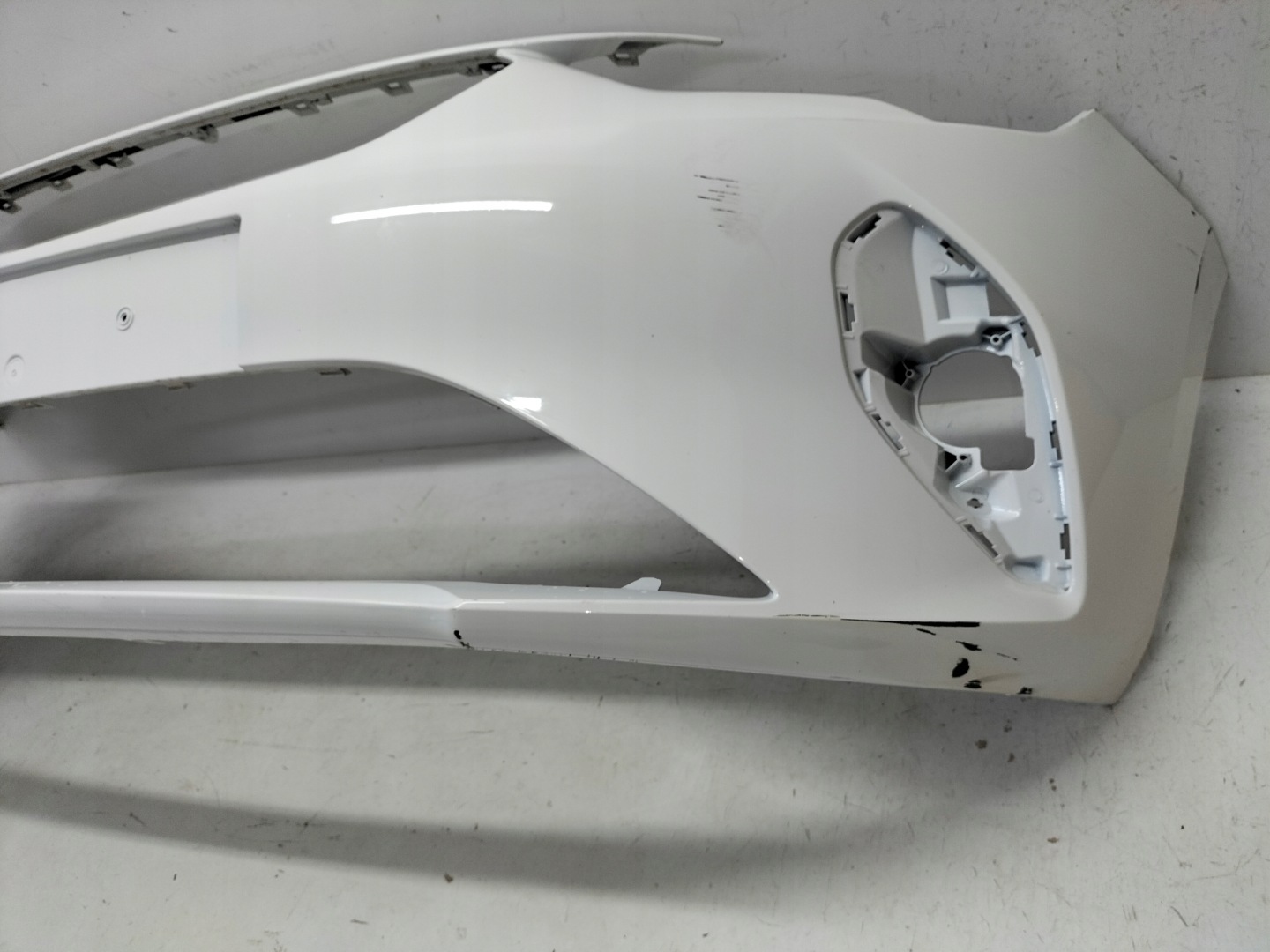 nárazník přední předek OPEL CORSA F 19