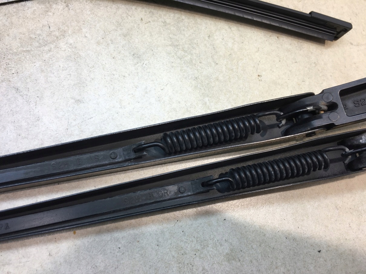 wiper arm front HONDA HR-V and