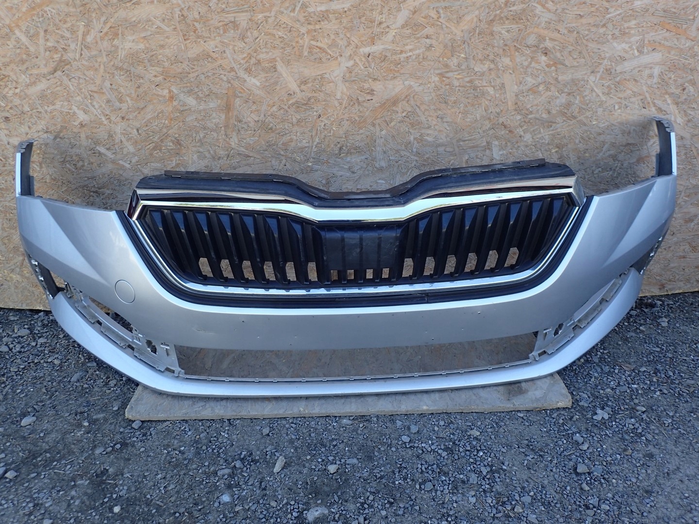 bumper front front SKODA SCALA 567 NW1 2019