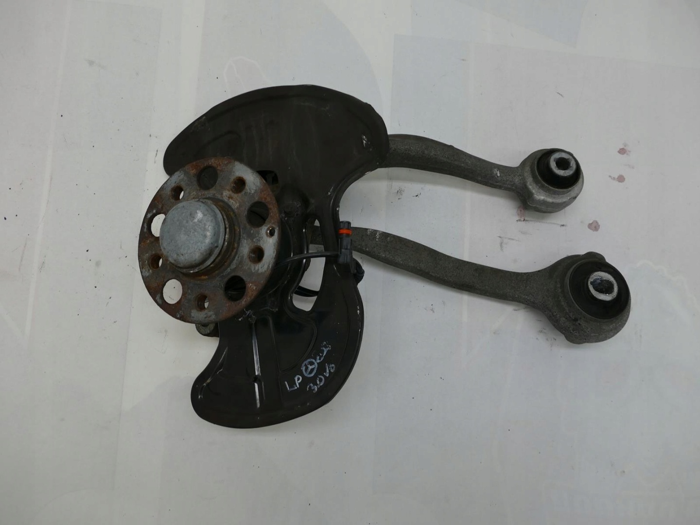 MERCEDES W207 A207 3.0 CDI schenkel Querlenker L.P.