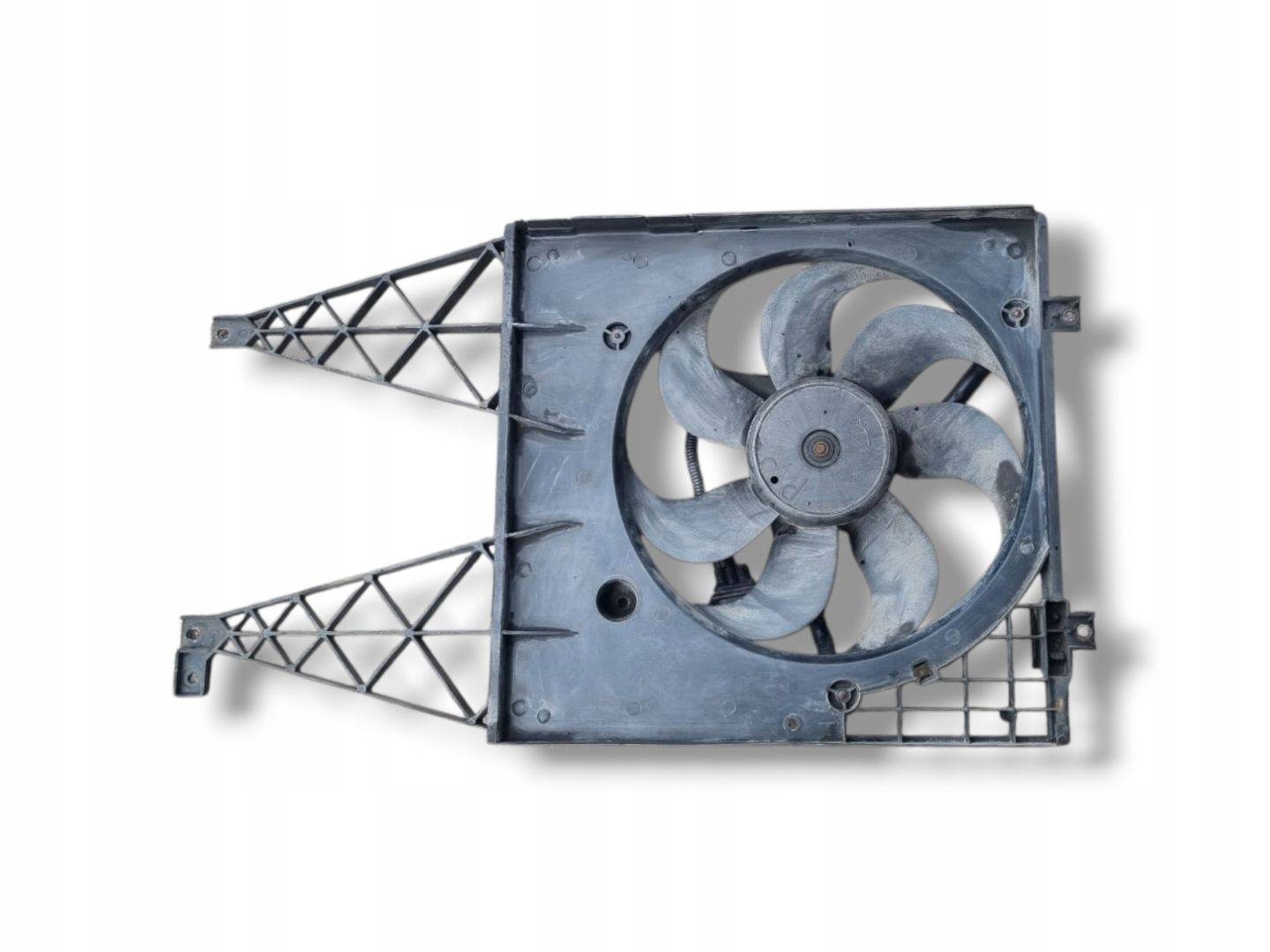 ventilátor chladiče Audi A3 8L 1999 1J0121207L