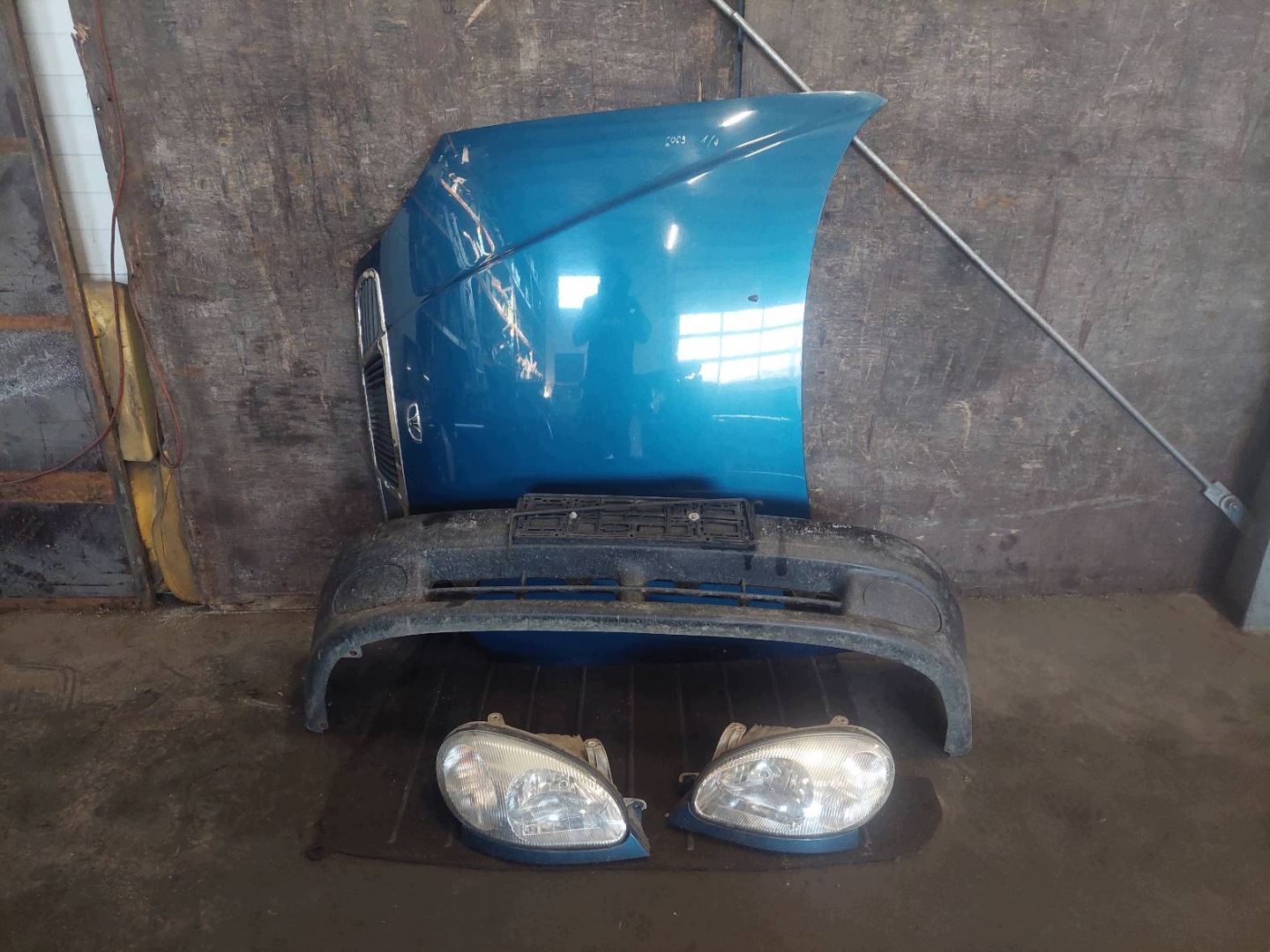 kompletan prednji dio hauba branik far DAEWOO LANOS i