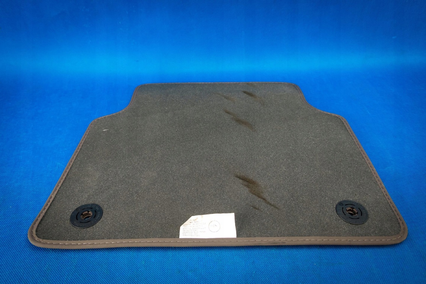 mat left rear part Audi A8 S8 4H 4H0863731G GU4
