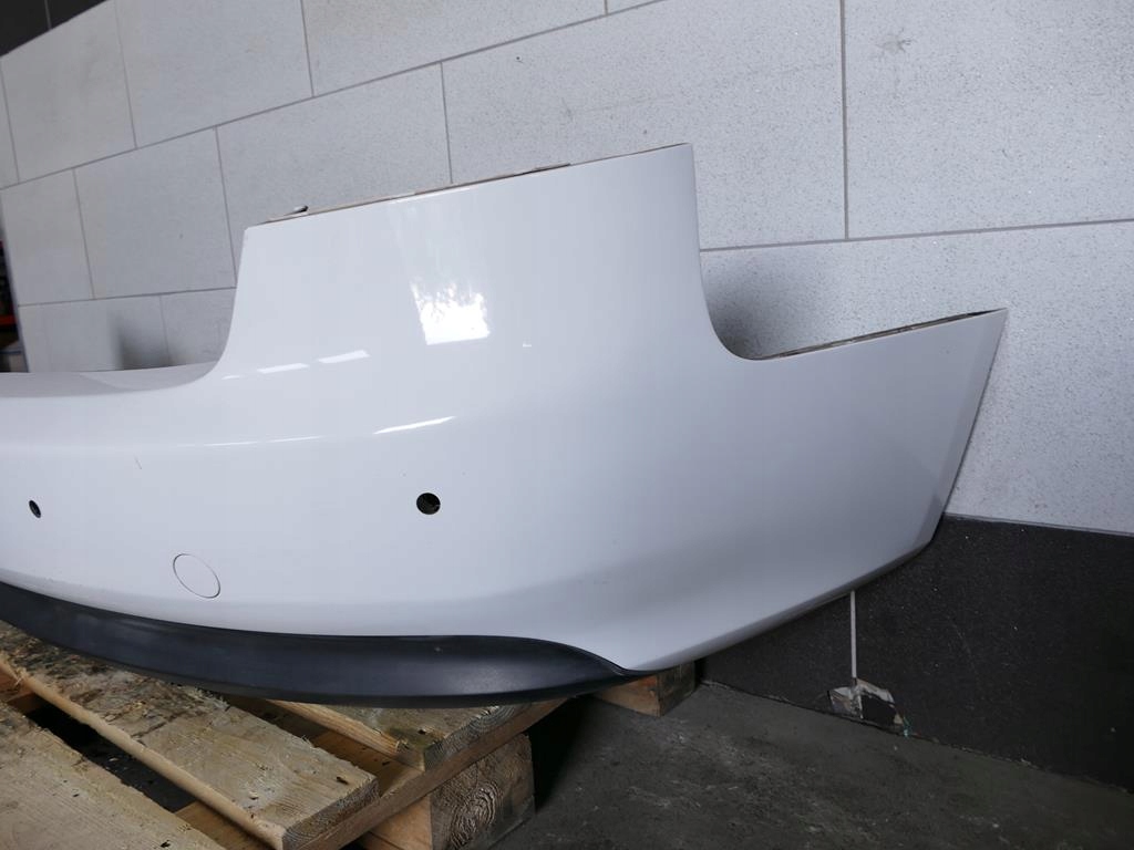 AUDI A5 8T COUPE bumper rear part PDC LY9C before LIFT