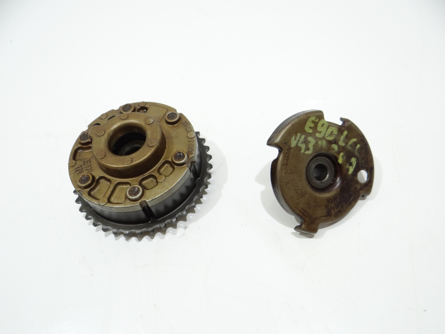 Arbre à cames VANOS BMW E90 N43 7540442