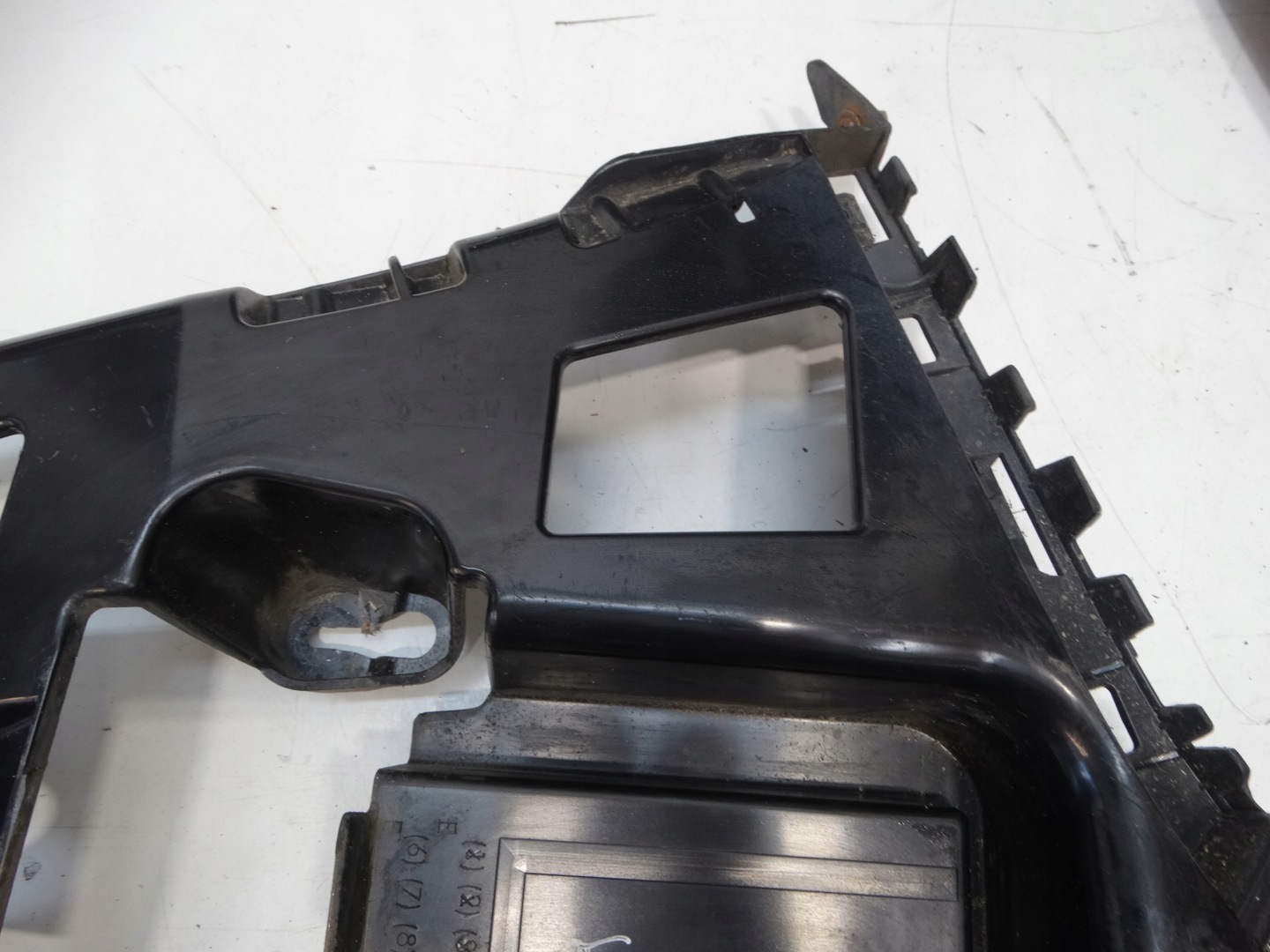 bumper bracket left rear part BMW 1 F20 2013R. 5112-7240955