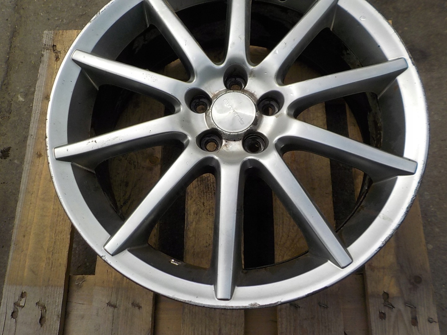 SUBARU LEGACY IV FORESTER II disk hliníkový R18 5x100