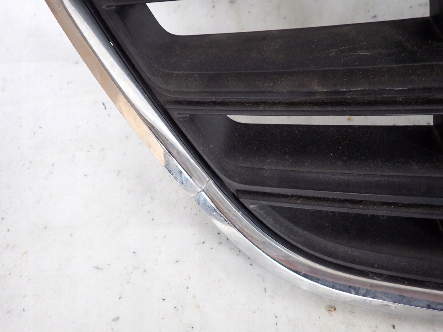 SEAT ALHAMBRA II 2 LIFT 15-20 Grill Grill