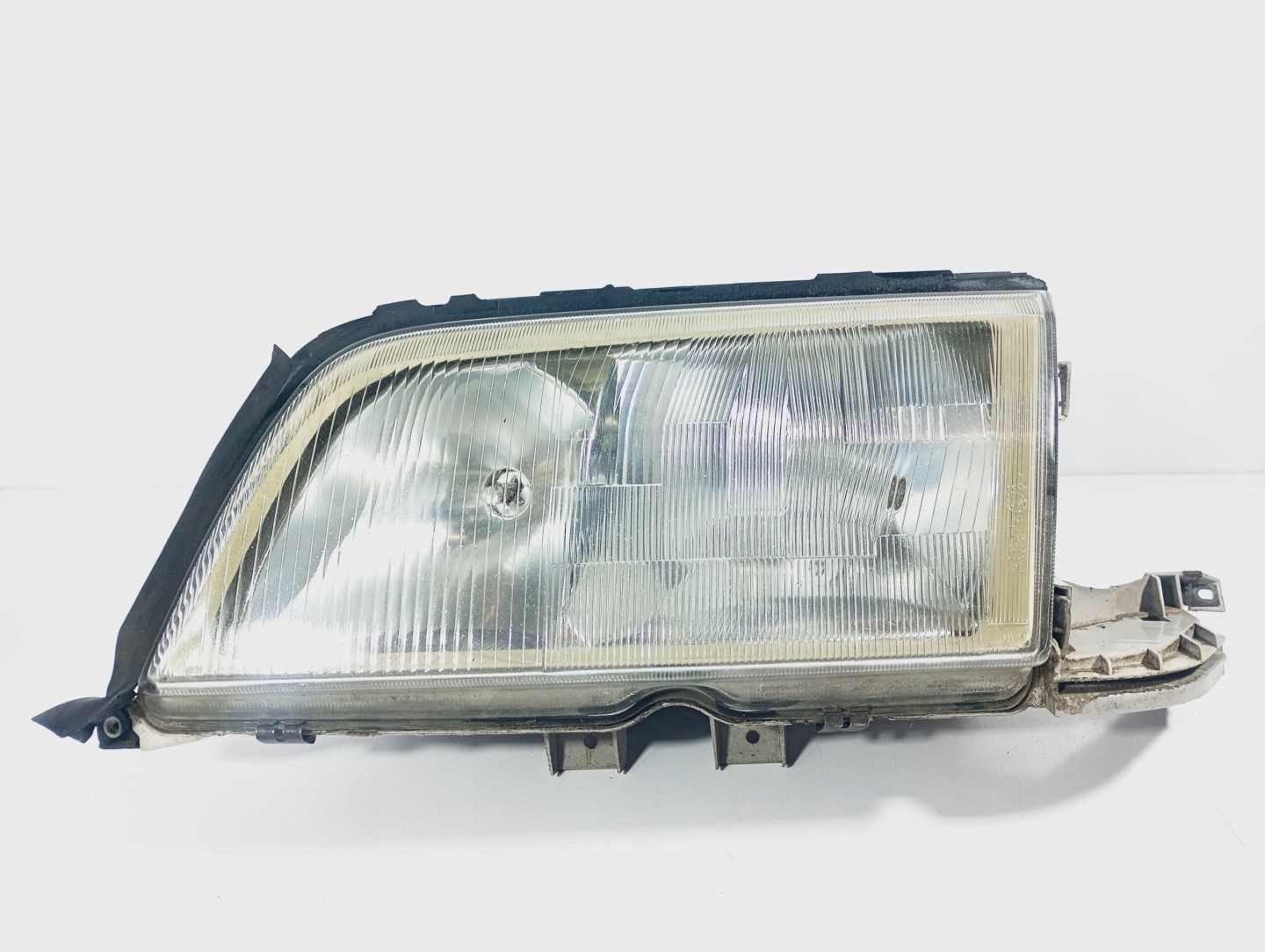 light left REFLEKTOR left front A2028261180 Mercedes W202 C KLASA 96-01