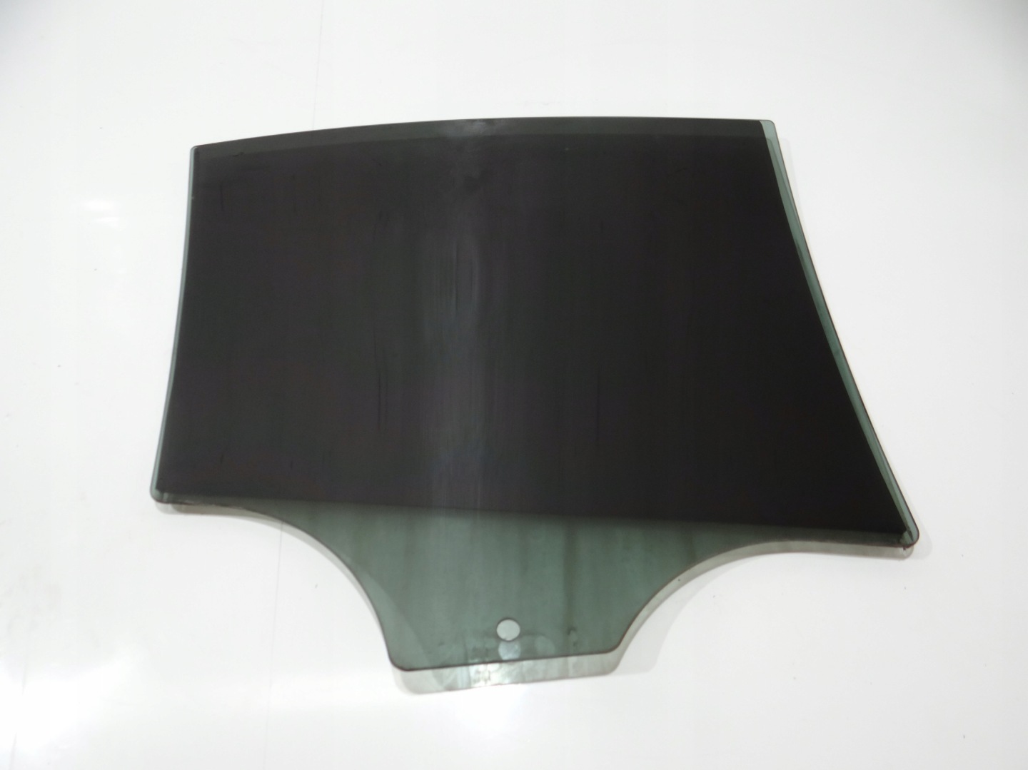window side door left rear part BMW F10 (16707627)