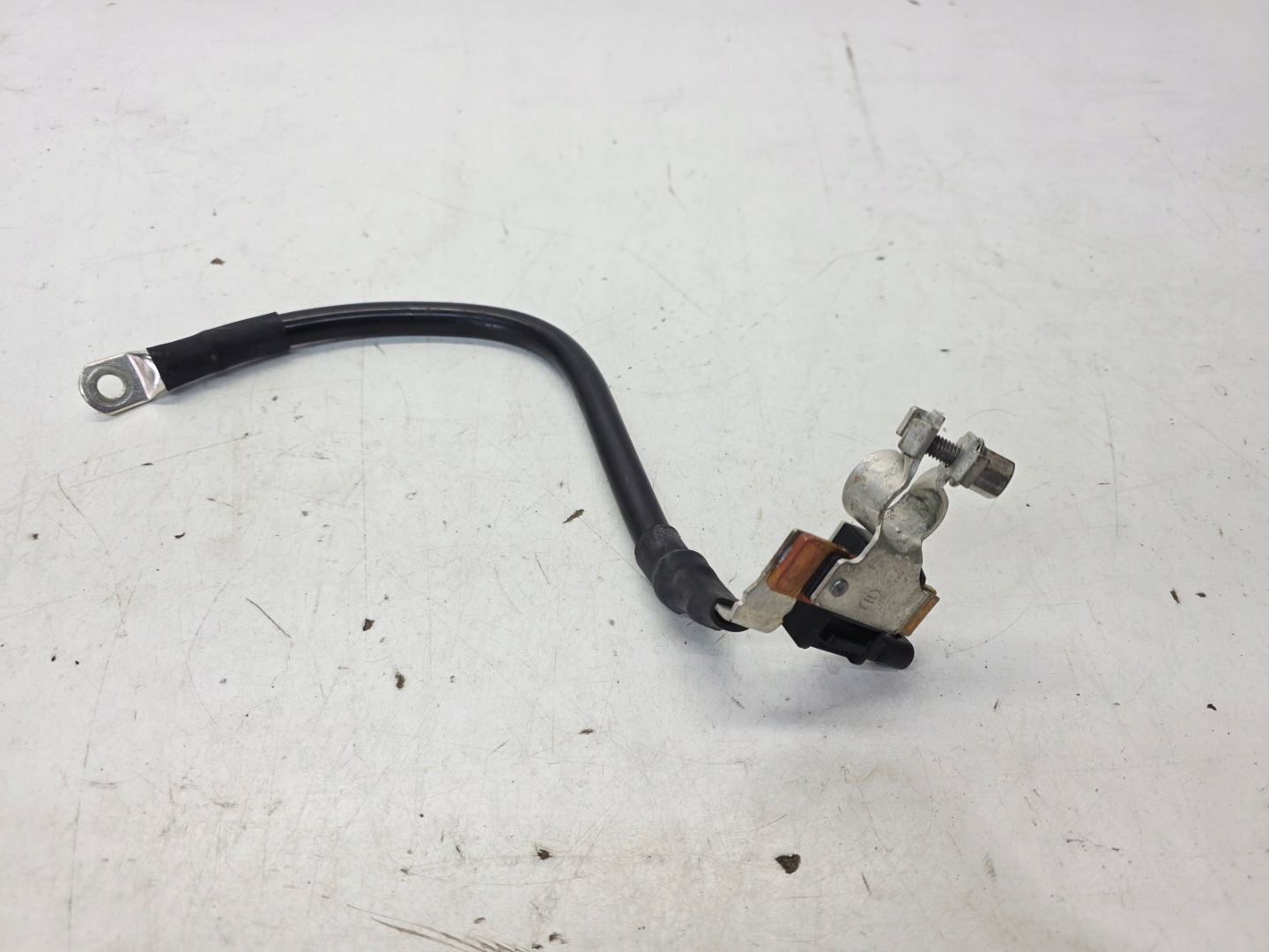 Batteriemanagement Sensor AUDI VOLKSWAGEN SEAT SKODA 8S0915181B