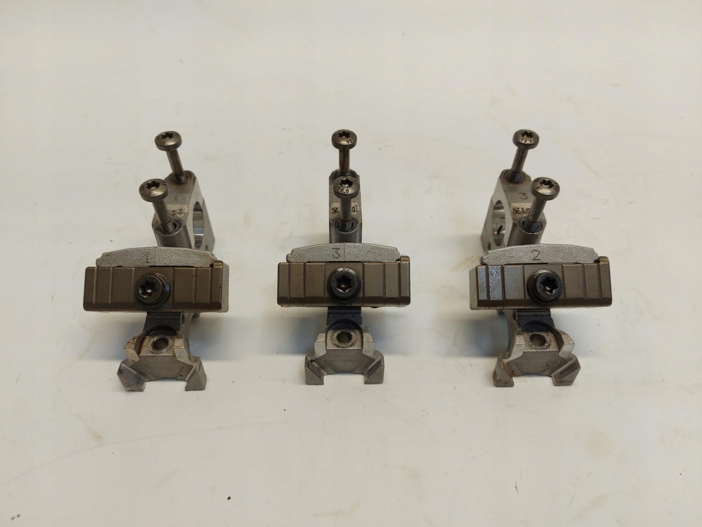 Mini Countryman F60 1.5 B console walka de la distribution 9487014