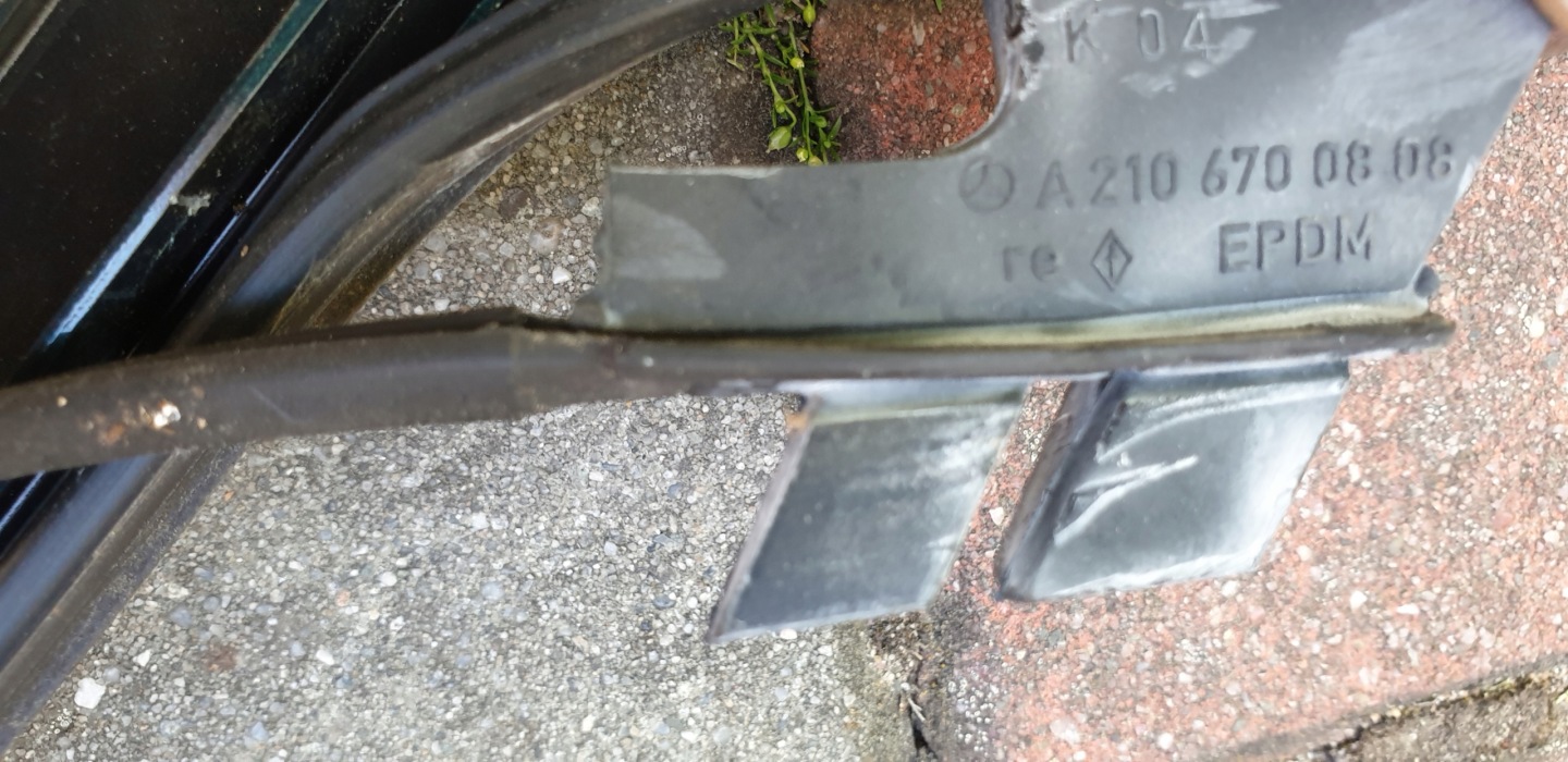 lista ablak Tetöi MERCEDES E W210 KOMBI OE