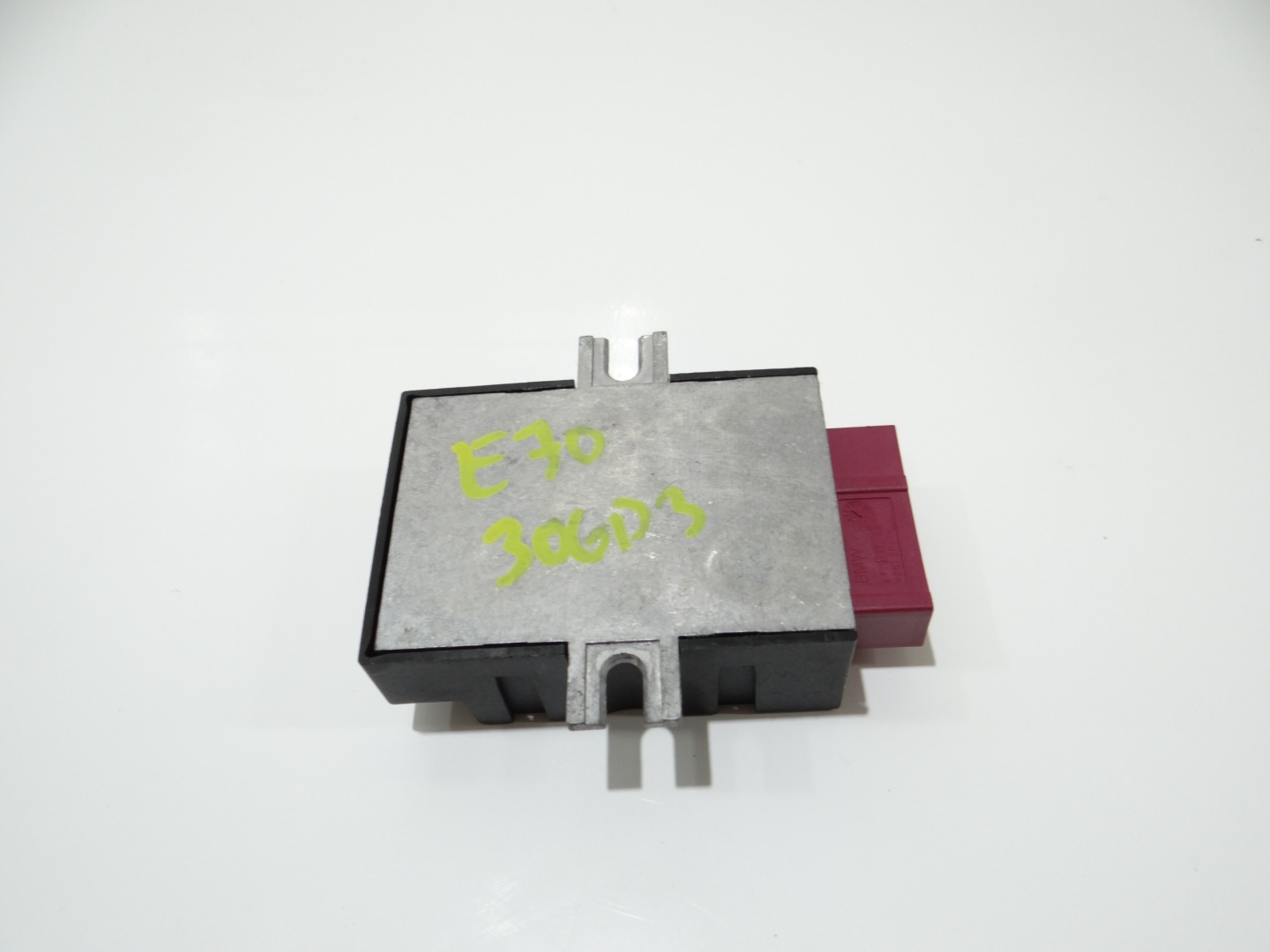 modul POMPY paliva BMW E70 E87 E90 3.0D 7180426