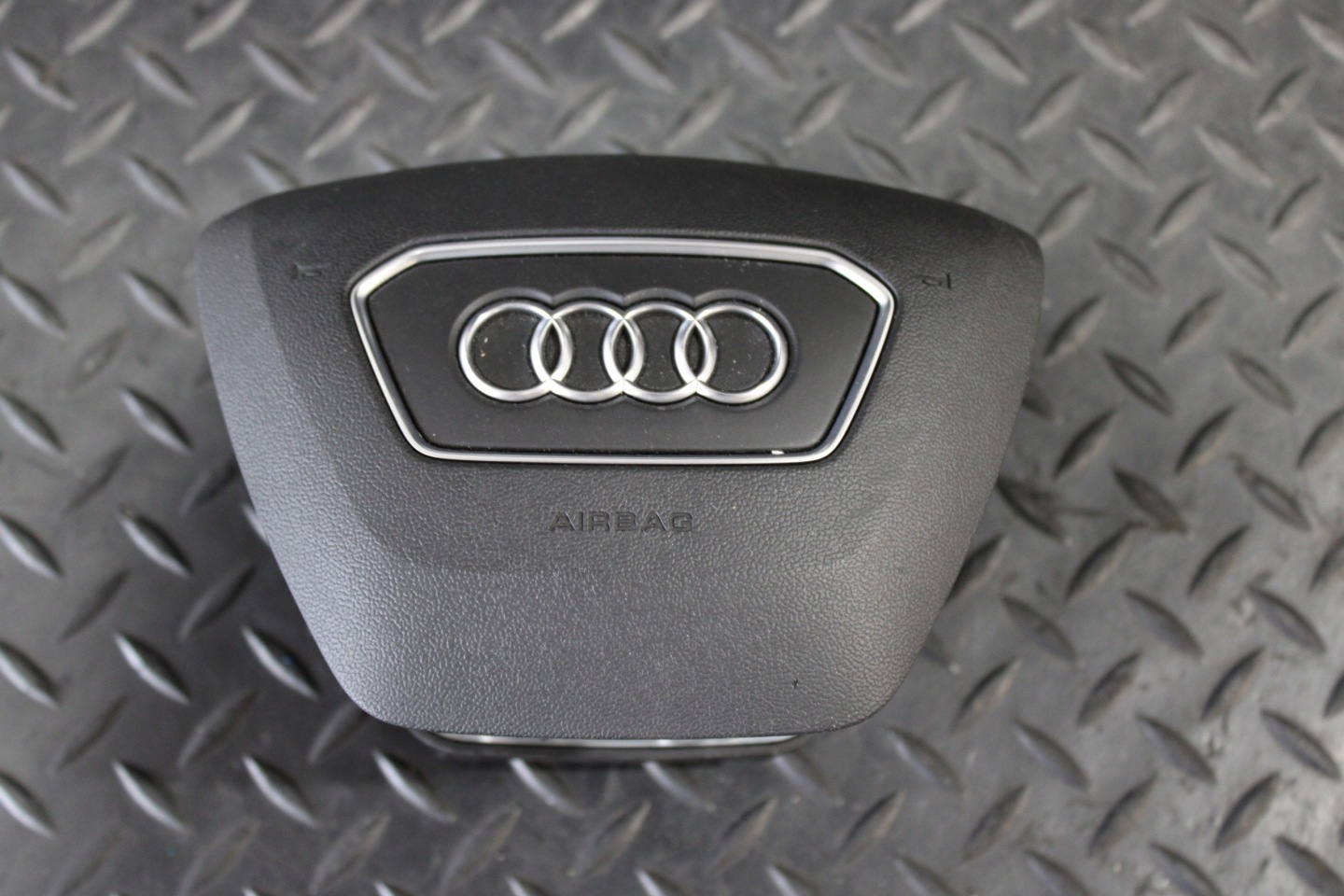 dashboard console airbag airbags AUDI A6 C8 4K0 4K9 S-LINE