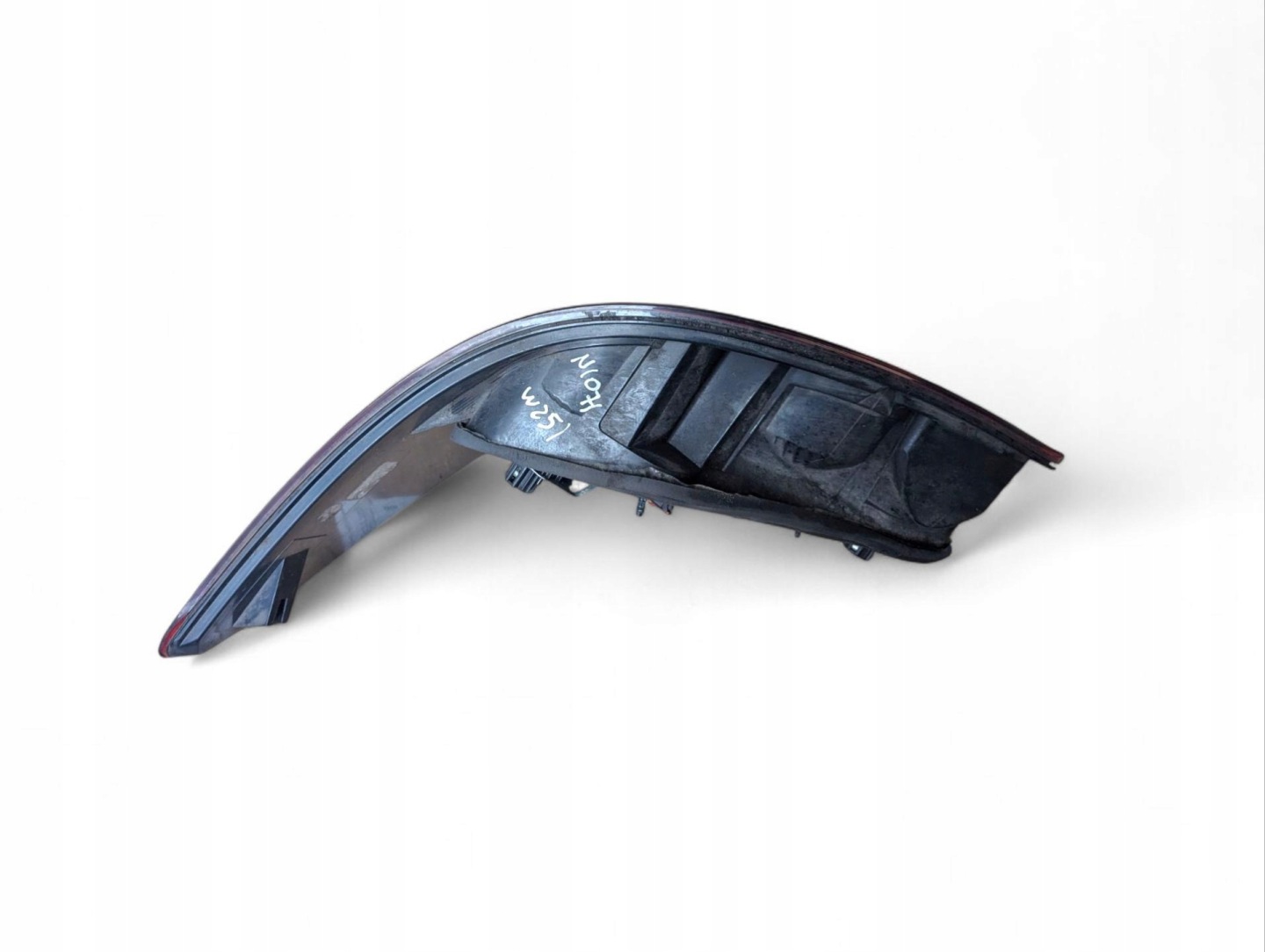 light rear right side Mercedes-Benz R W251 2006 A2518200464