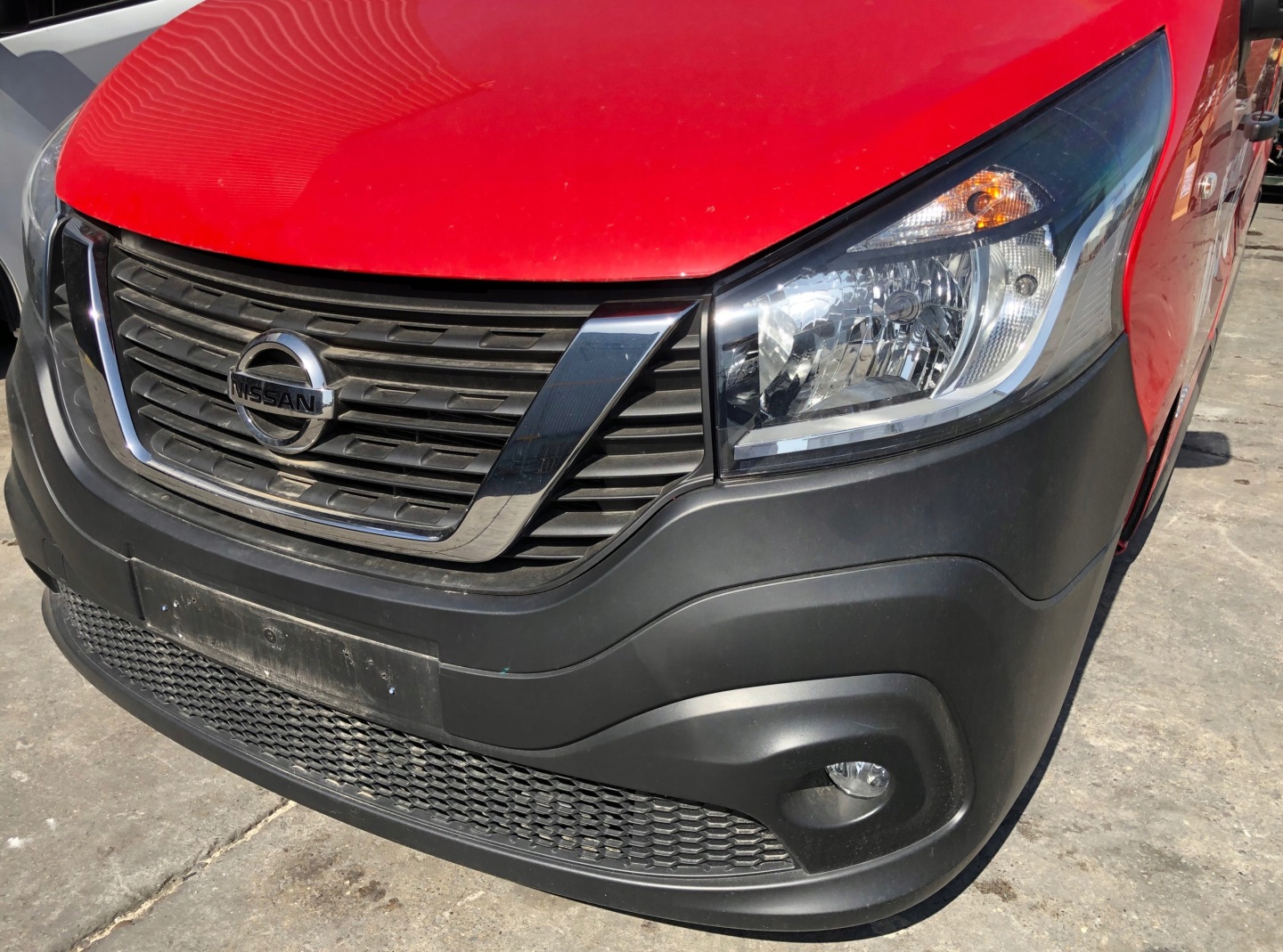 RENAULT TRAFIC III NV300 SIDER BUMPER FRONT