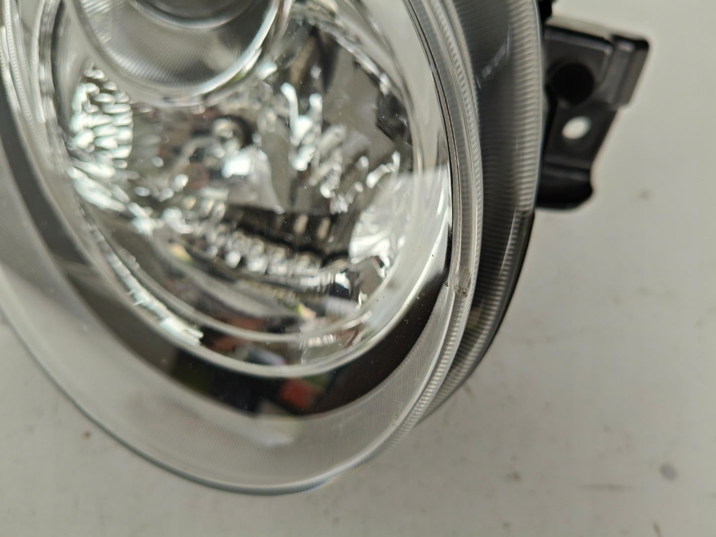 light right REFLEKTOR NISSAN JUKE 10- lens
