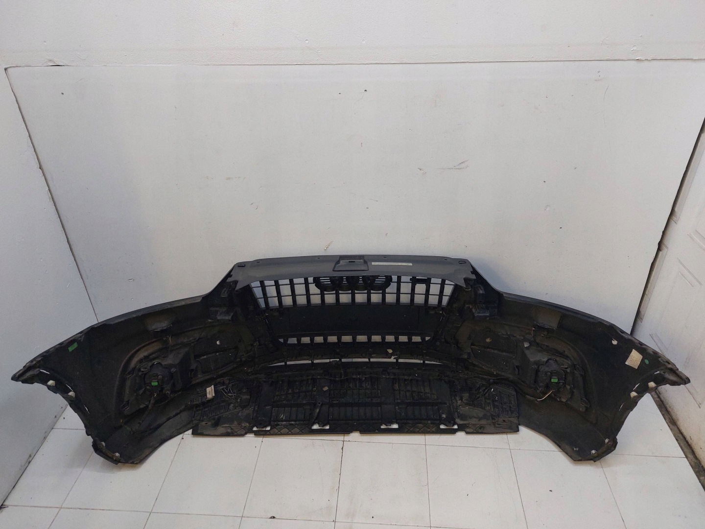 AUDI Q3 8U 11-14r S-LINE bumper front front PDC washers LY9B complete