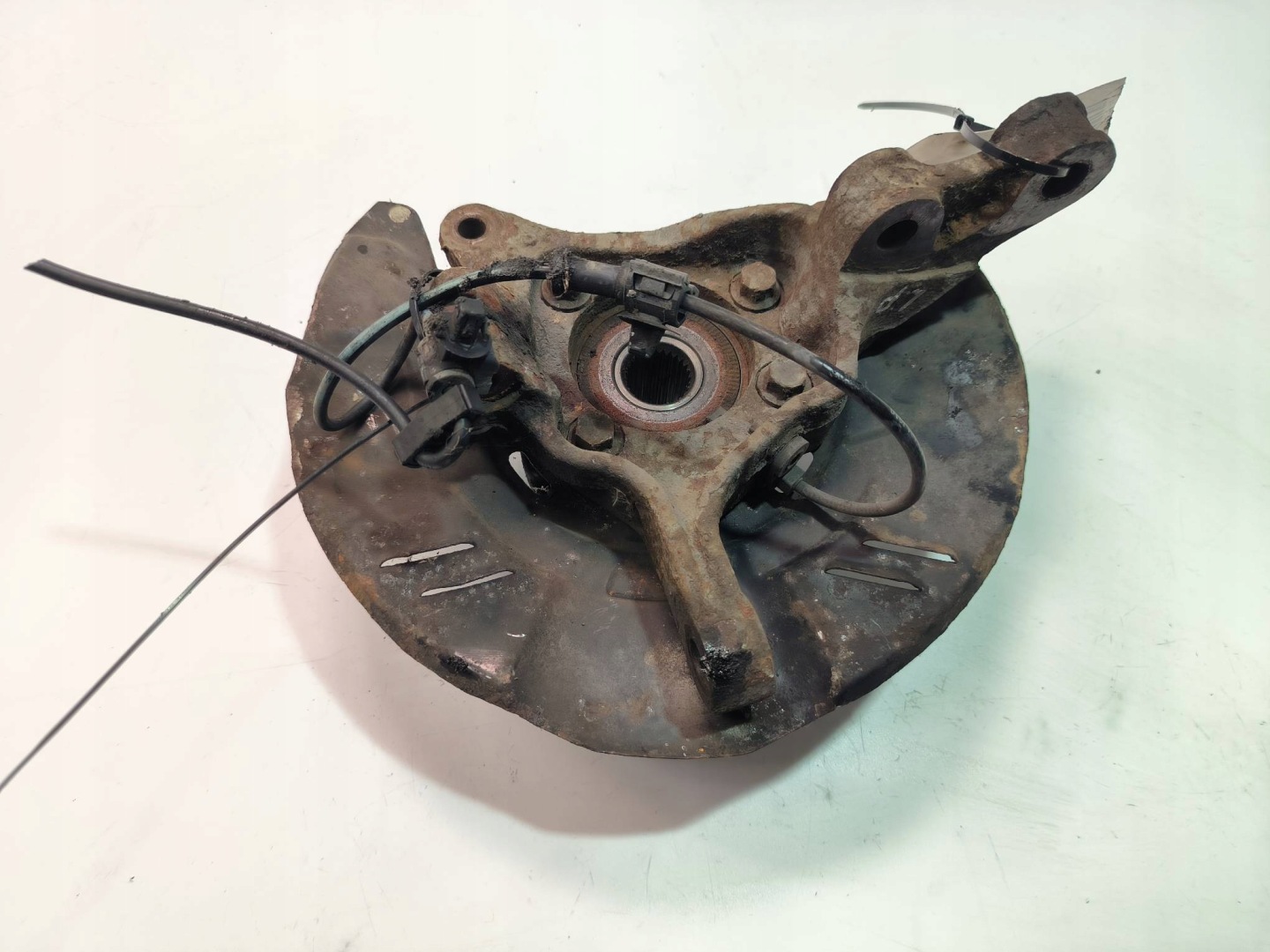 Moyeu support broche Gauche Avant 2.0 D SUBARU OUTBACK IV