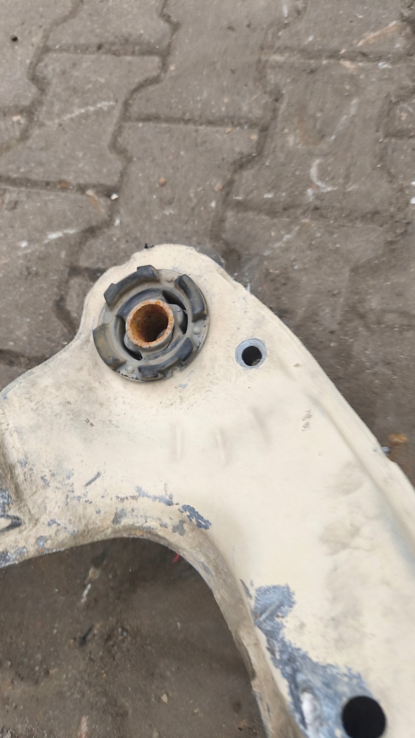 subframe axle beam front VOLVO XC90 and 2003r 2.5B