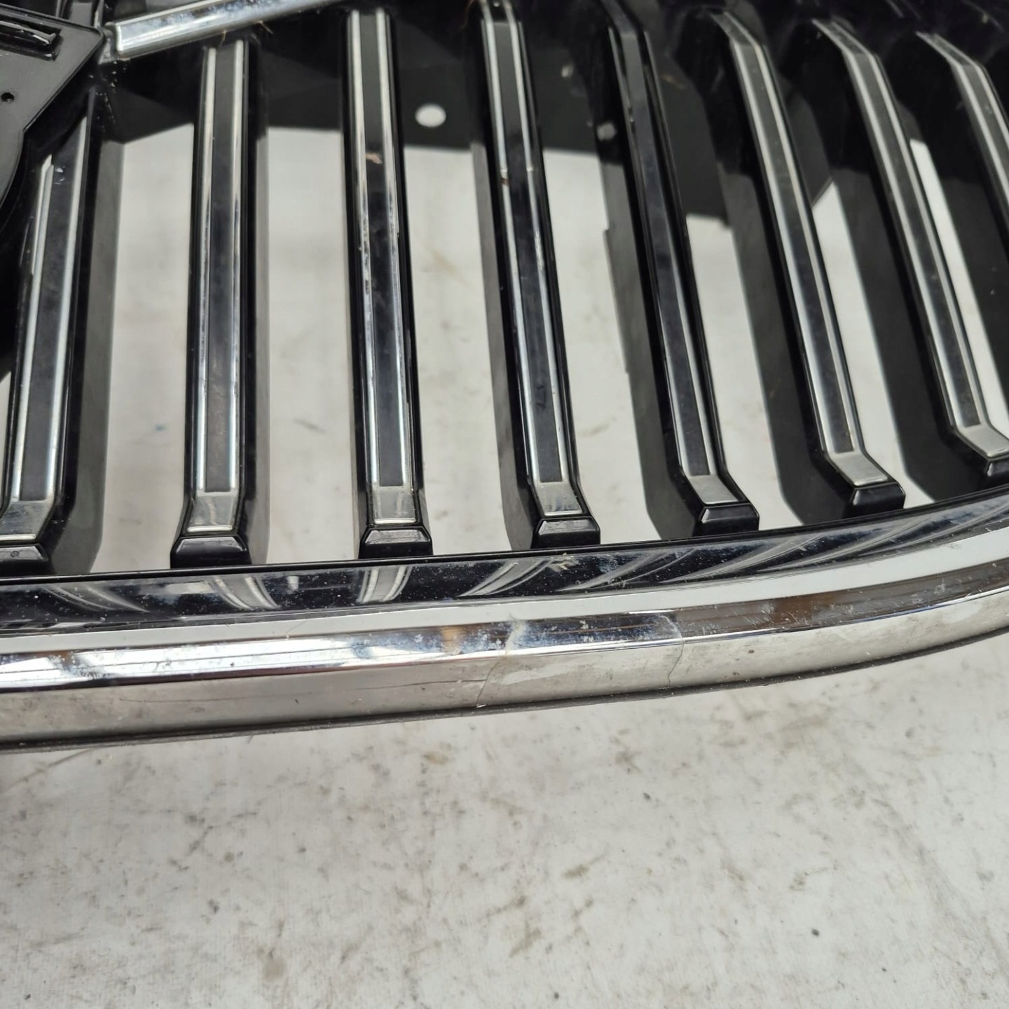 VOLVO XC60 II 2 LIFT 21-> Grill Grill