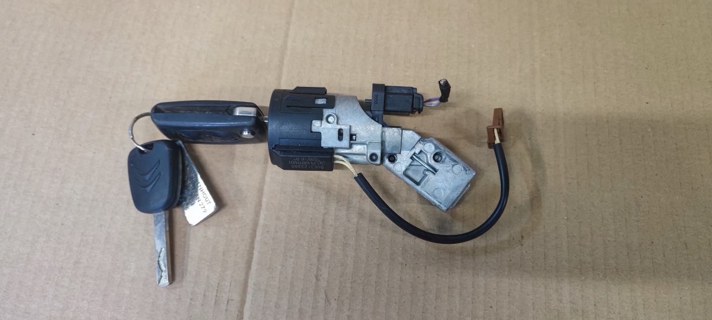 CITROEN C3 II LIFT 13-16r. ignition + key X2