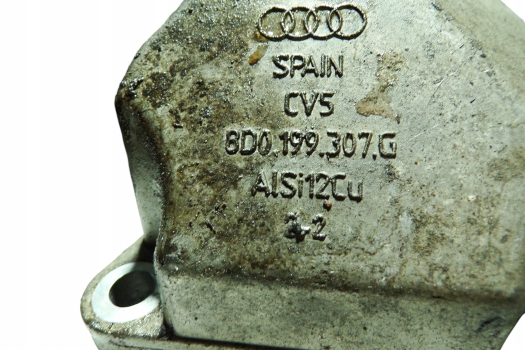 Audi A4 B6 2.4 V6 holder engine mount left 8D0199307G