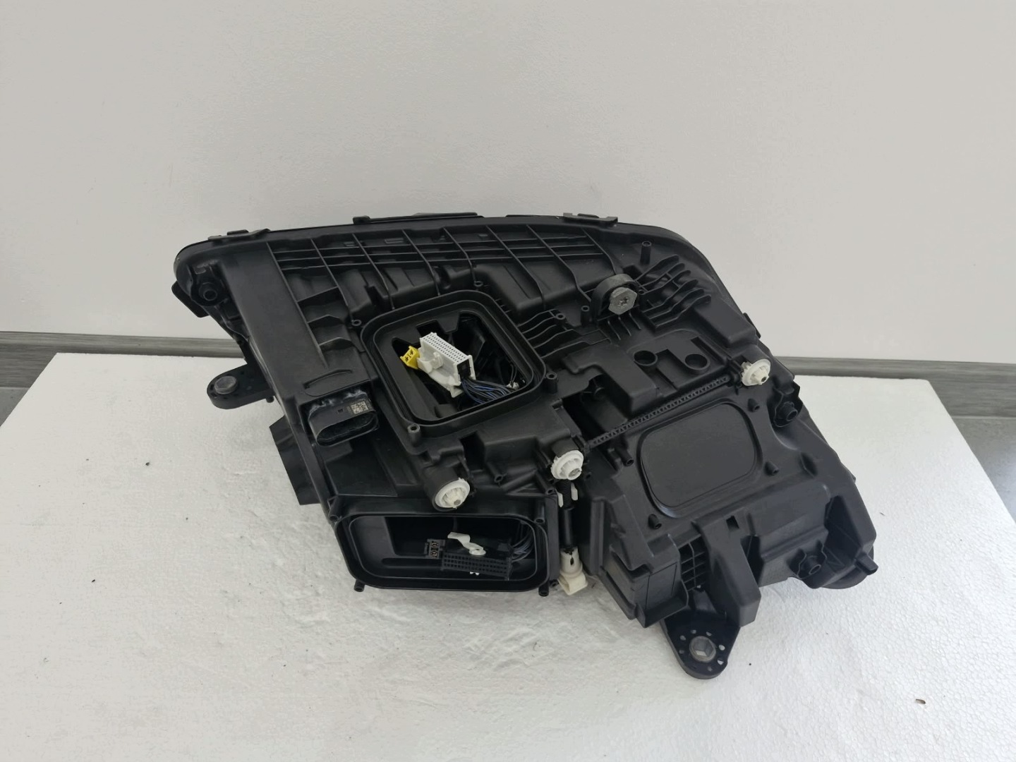 light left Mercedes GT AMG W290 Multibeam LED 2020