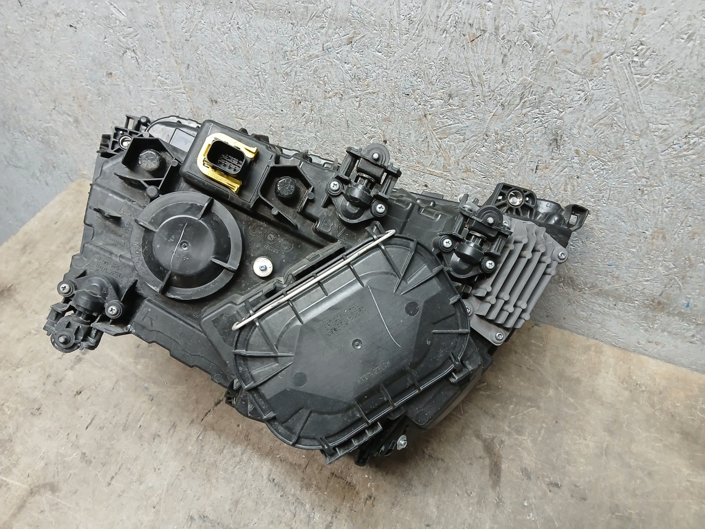 light front right MERCEDES ANTOS AROCS MP4 LED A9618202359