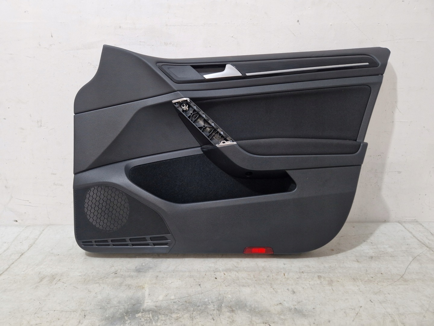 VW GOLF 7 VII upholstery door front right side EU 5G4868110B