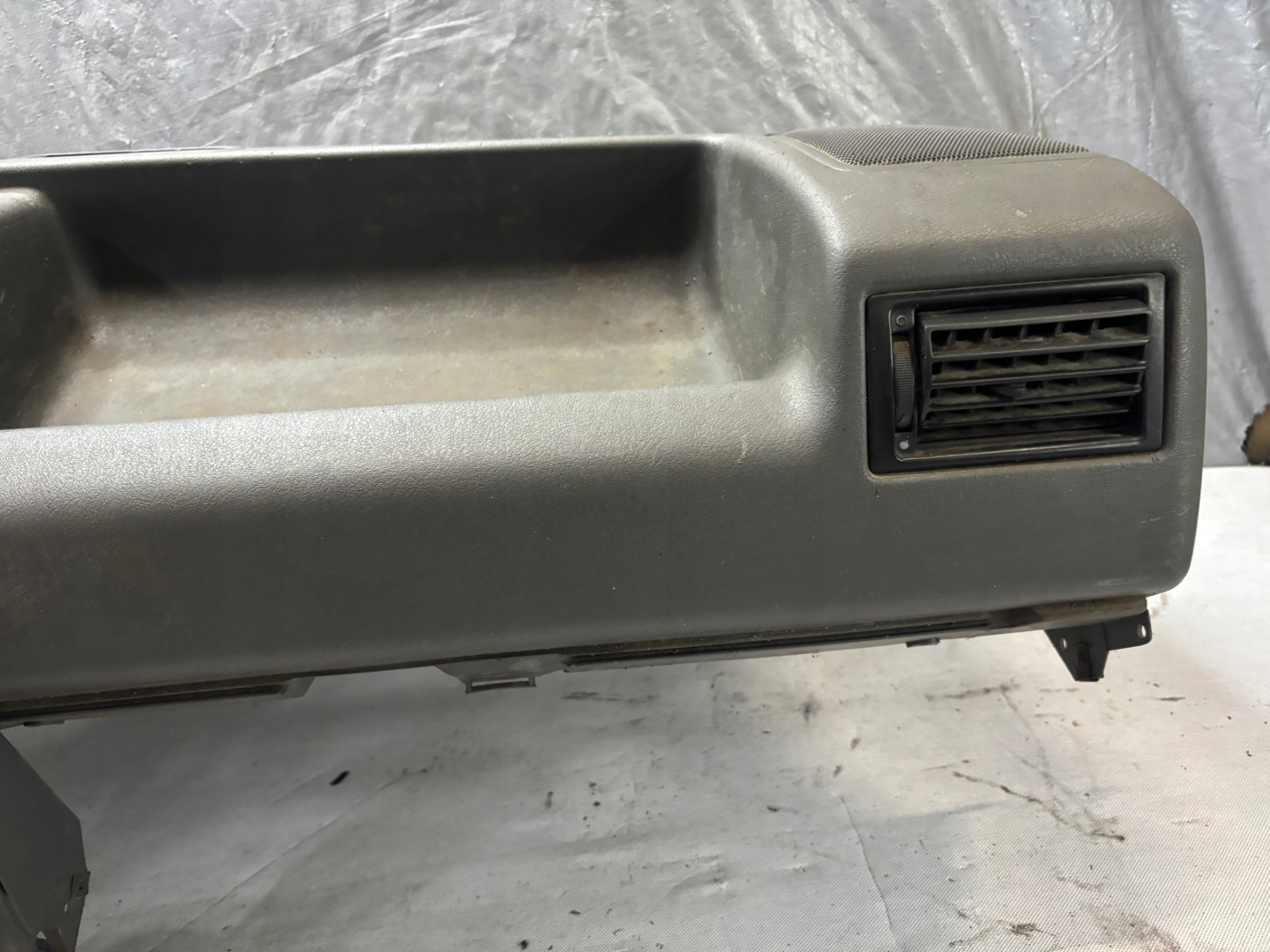 dashboard instrument panel Volkswagen T4 701857007ABC