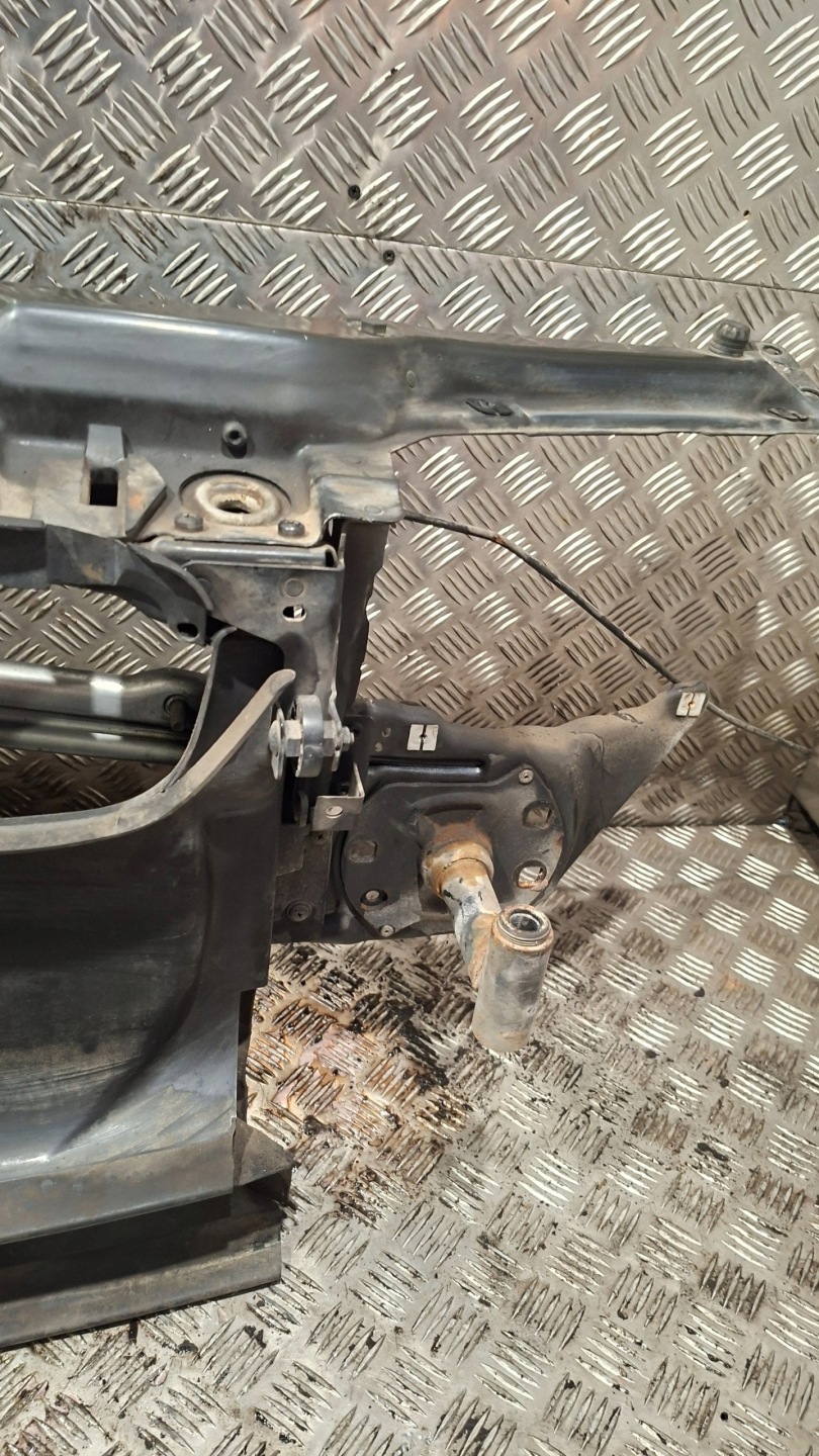 support panel for radiators pillar BMW E46 2.0D