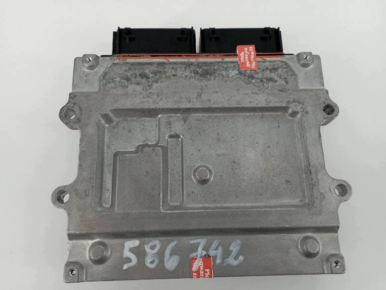 control unit of the engine 32242004 Volvo XC 90 II (2015- )