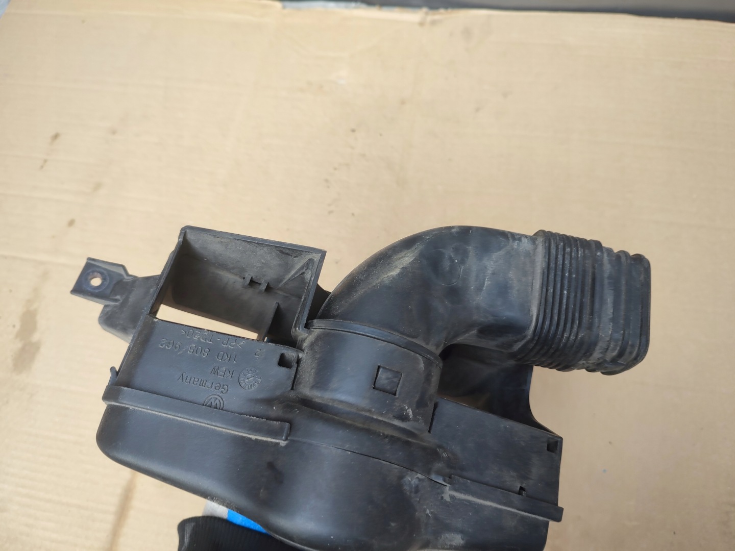 wiring air pipe VW SKODA 1K0129618BF