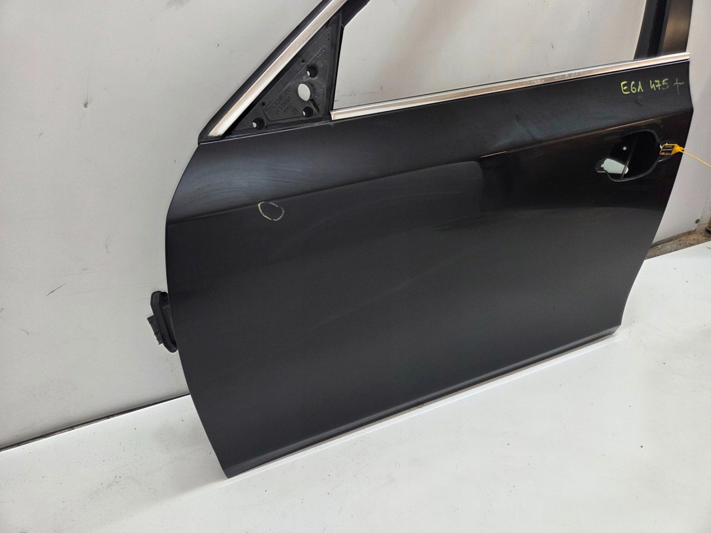 dveře levý předek BMW E60 E61 BLACK SAPPHIRE EUROPA