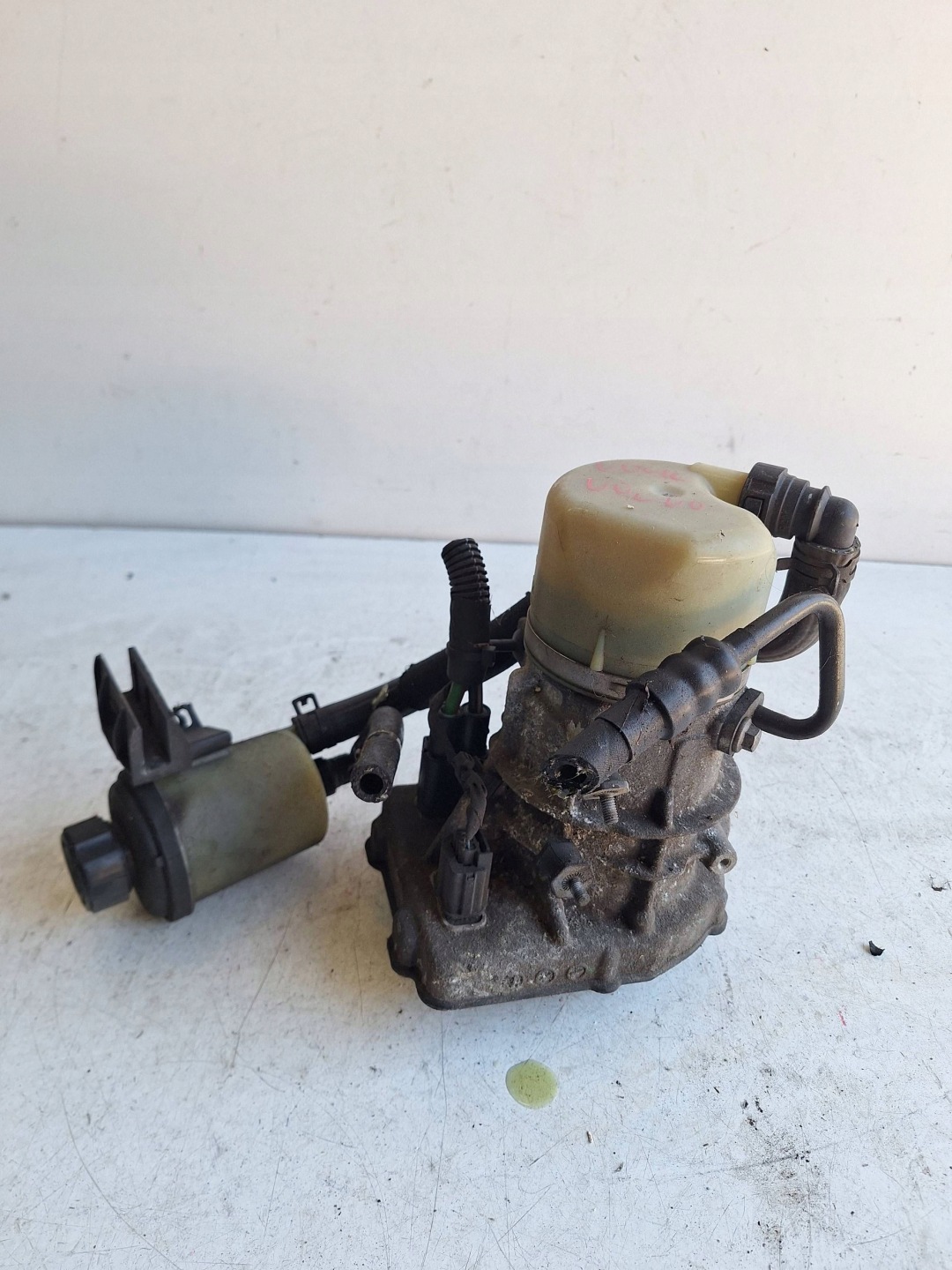 VOLVO V60 II S60 II 11-17 servo pump 31360493