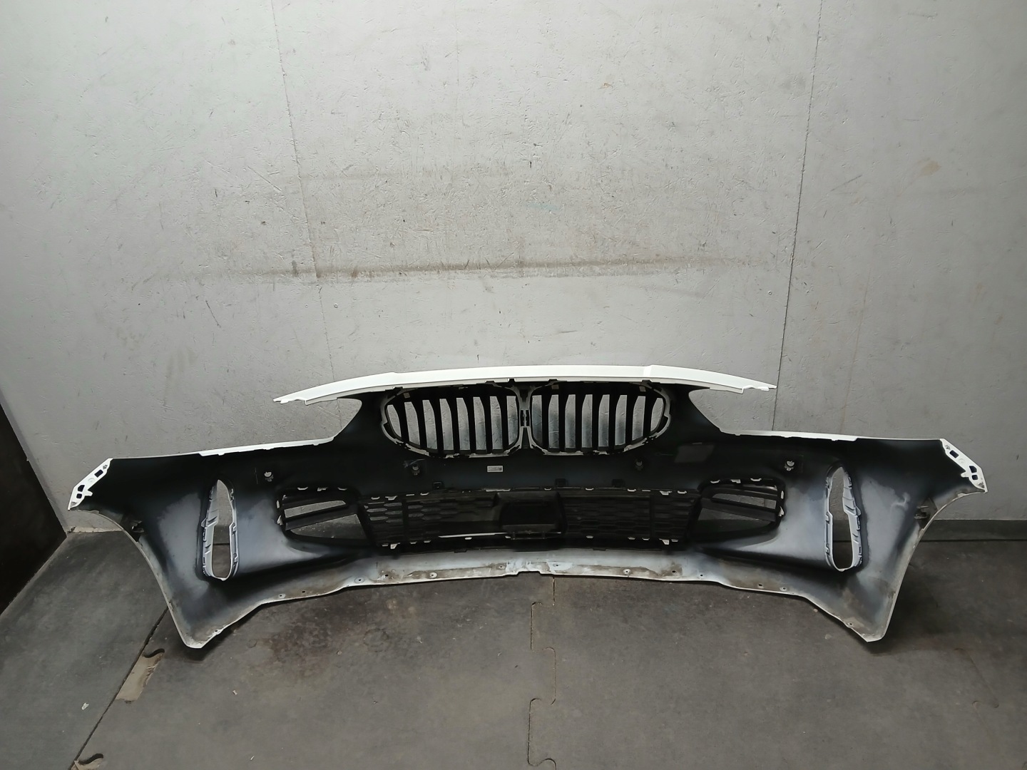 paraurti anteriore BMW 1 e F40 M PAKIET