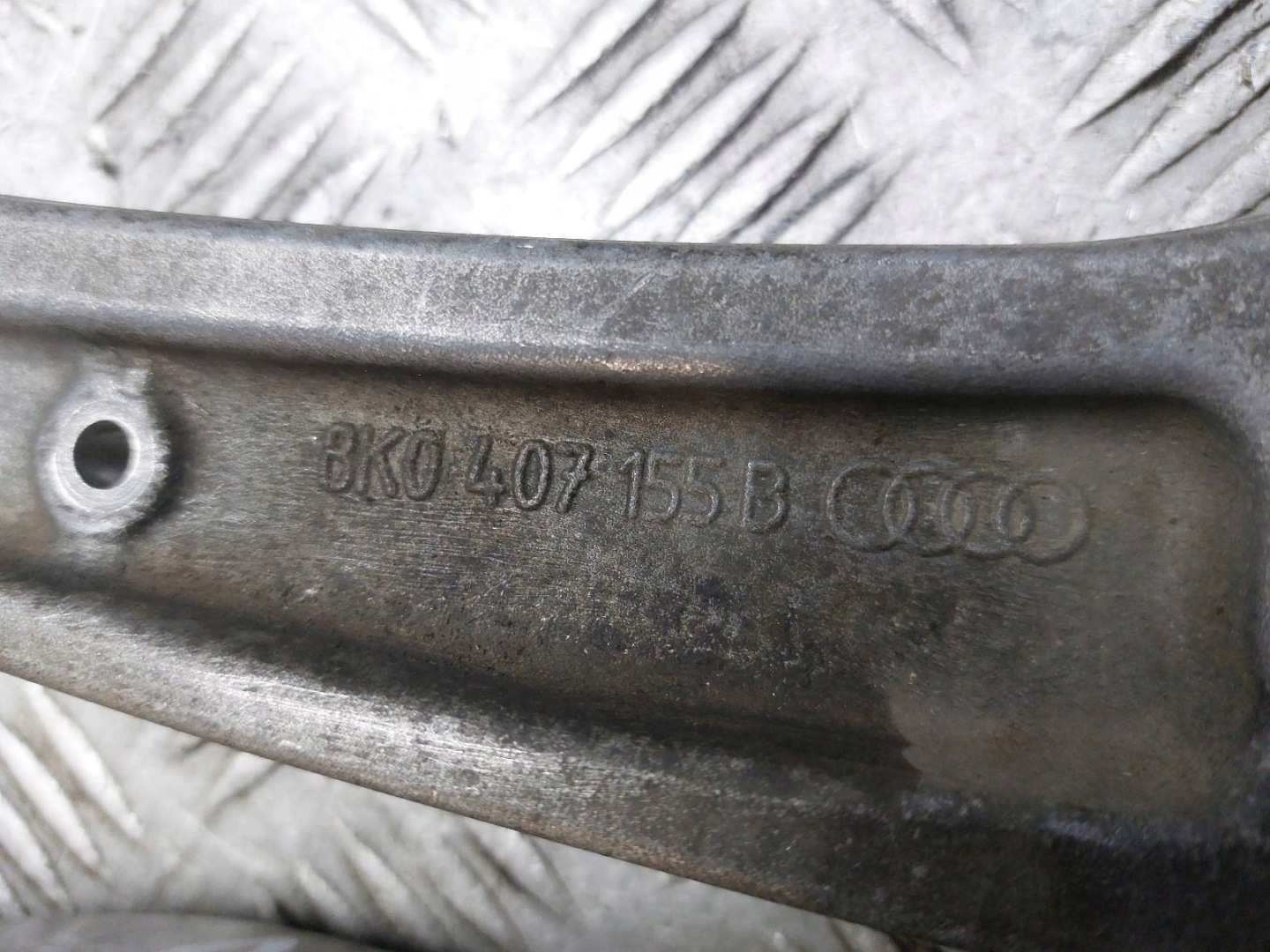 Querlenker vorne KOMPLET AUDI A5 8T 8K0407155B 8K0407156C