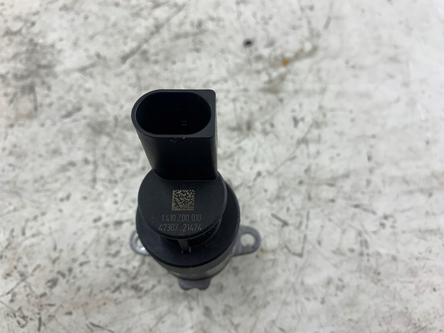 BMW F30 N57 3.0 D Sensor Dieselpumpe NUMER 7823463