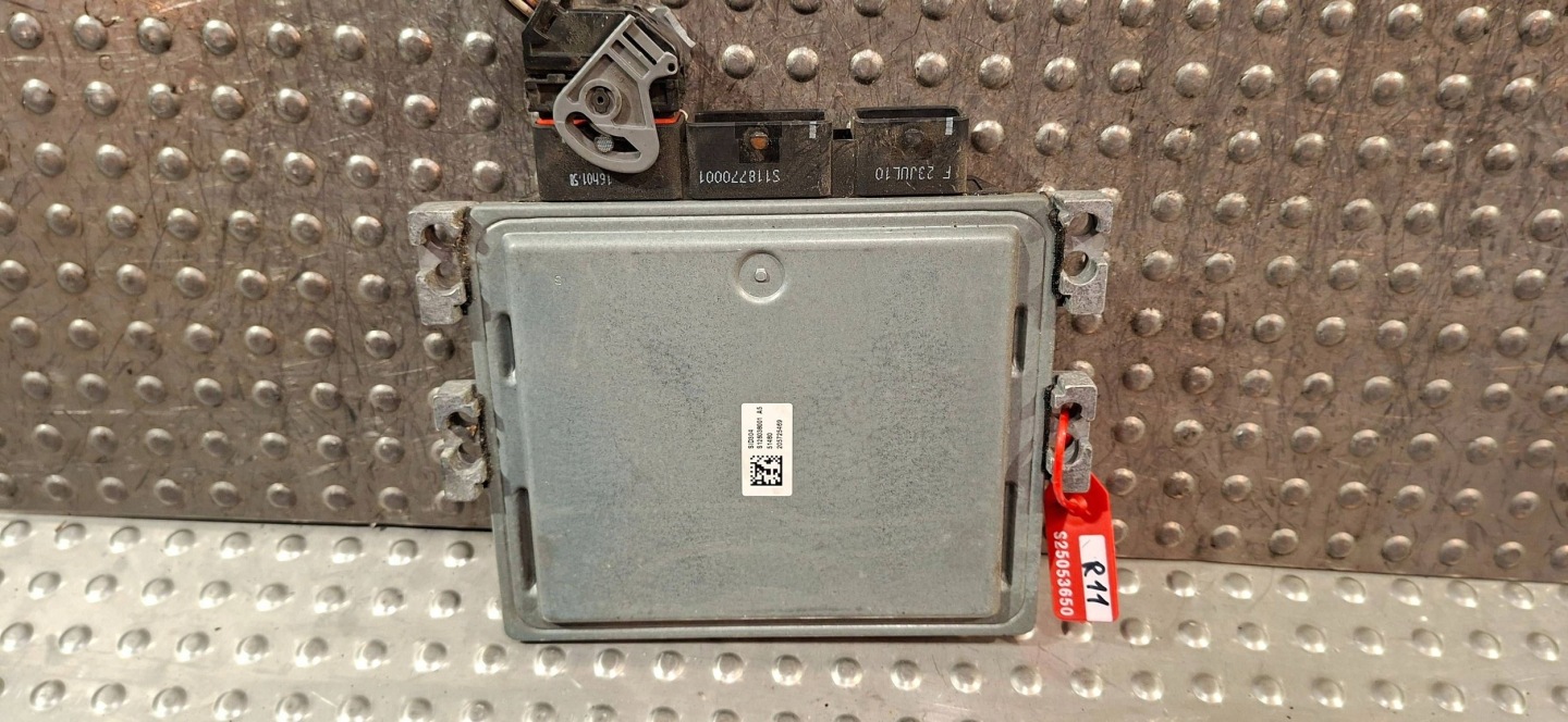 computer 8200847131 8200680832 S126074108B RENAULT 1.5 DCI