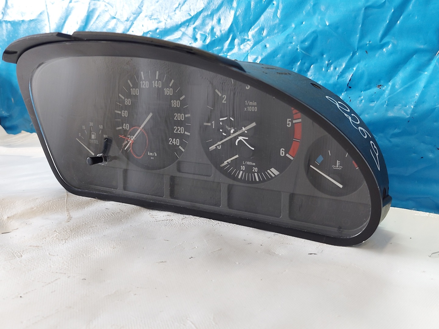 dials clock BMW E39 2.5 D 62116903800