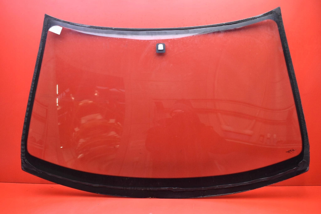window front front iron MITSUBISHI OUTLANDER 1 and 01-08