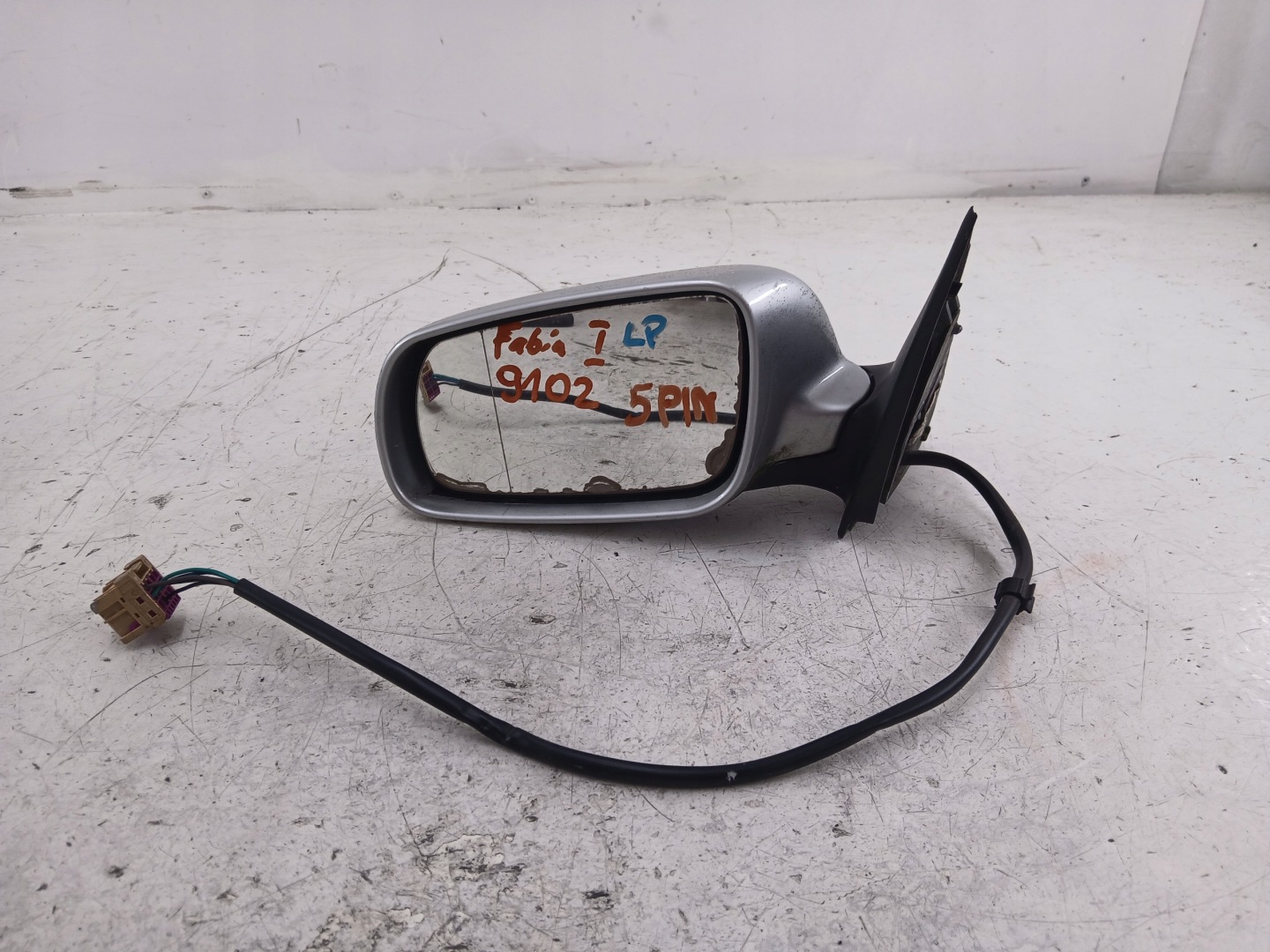 SKODA FABIA and mirror left 5 PIN 9102
