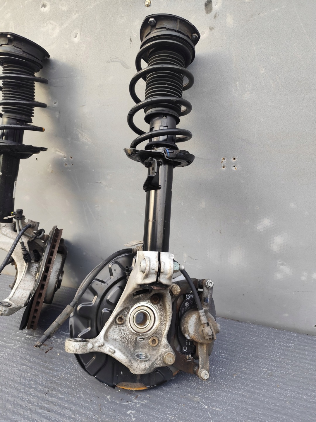 AUDI Q3 83A swing shock absorber right left
