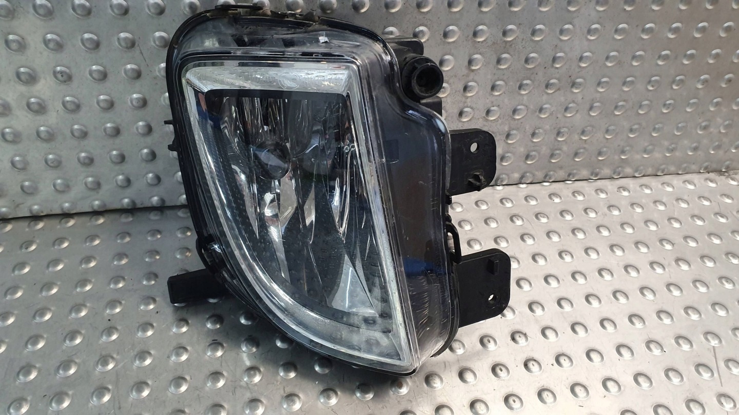 fog light right front VW GOLF VI GTI GTD 5K0941700C 08